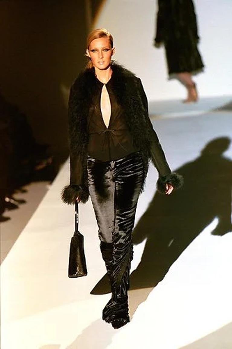 Manteau en daim et fourrure mongole Gucci F/H 1999 Bon état - En vente à Athina, GR