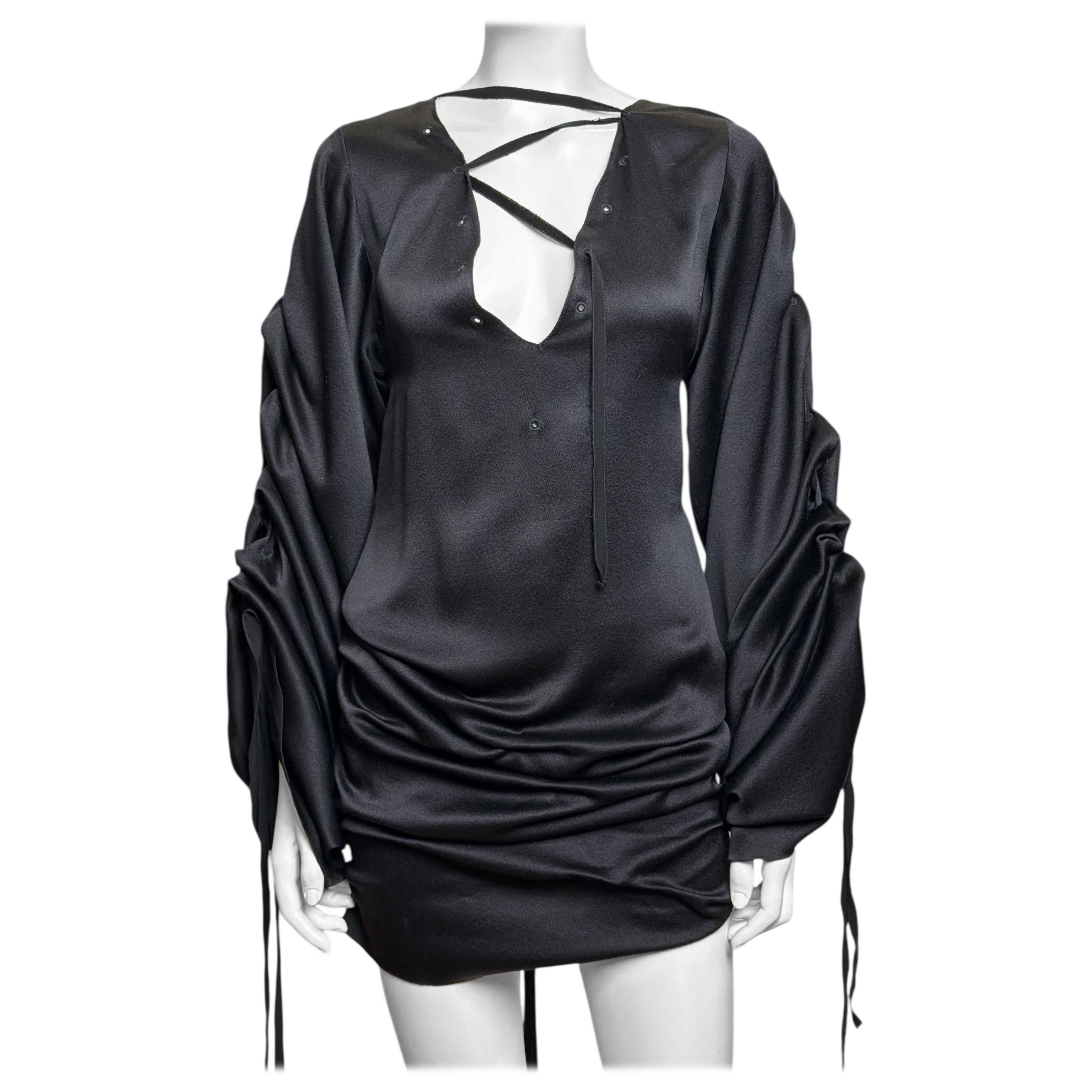 Gucci F/W 2002 by Tom Ford Black Silk Ruched Laced Mini Dress im Angebot