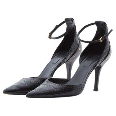 Vintage Gucci Shoes - 248 For Sale at 1stDibs | vintage gucci shoes, gucci vintage shoes