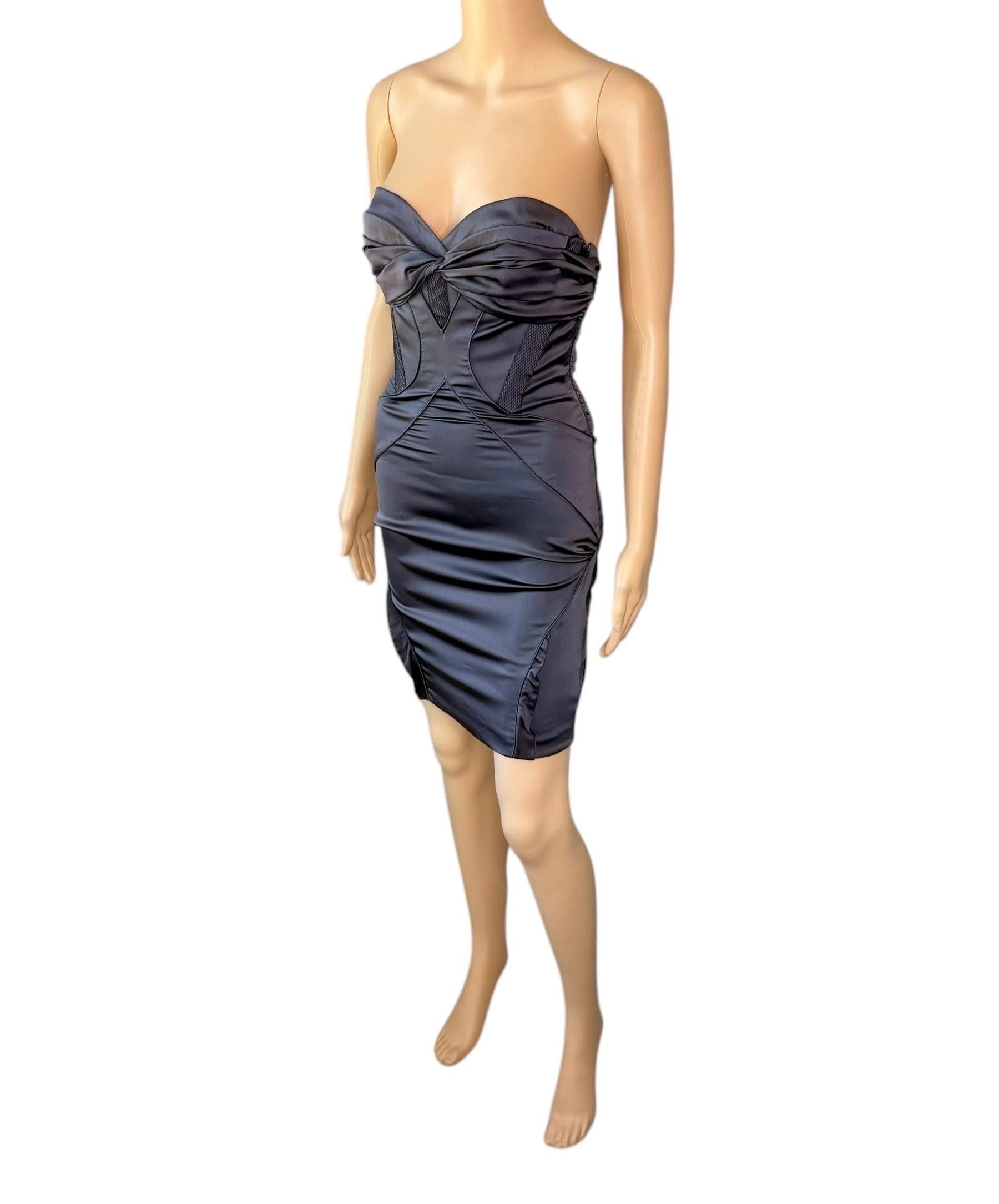 Gucci F/W 2005 Bustier Corset Cutout Back Silk Mini Dress For Sale 8