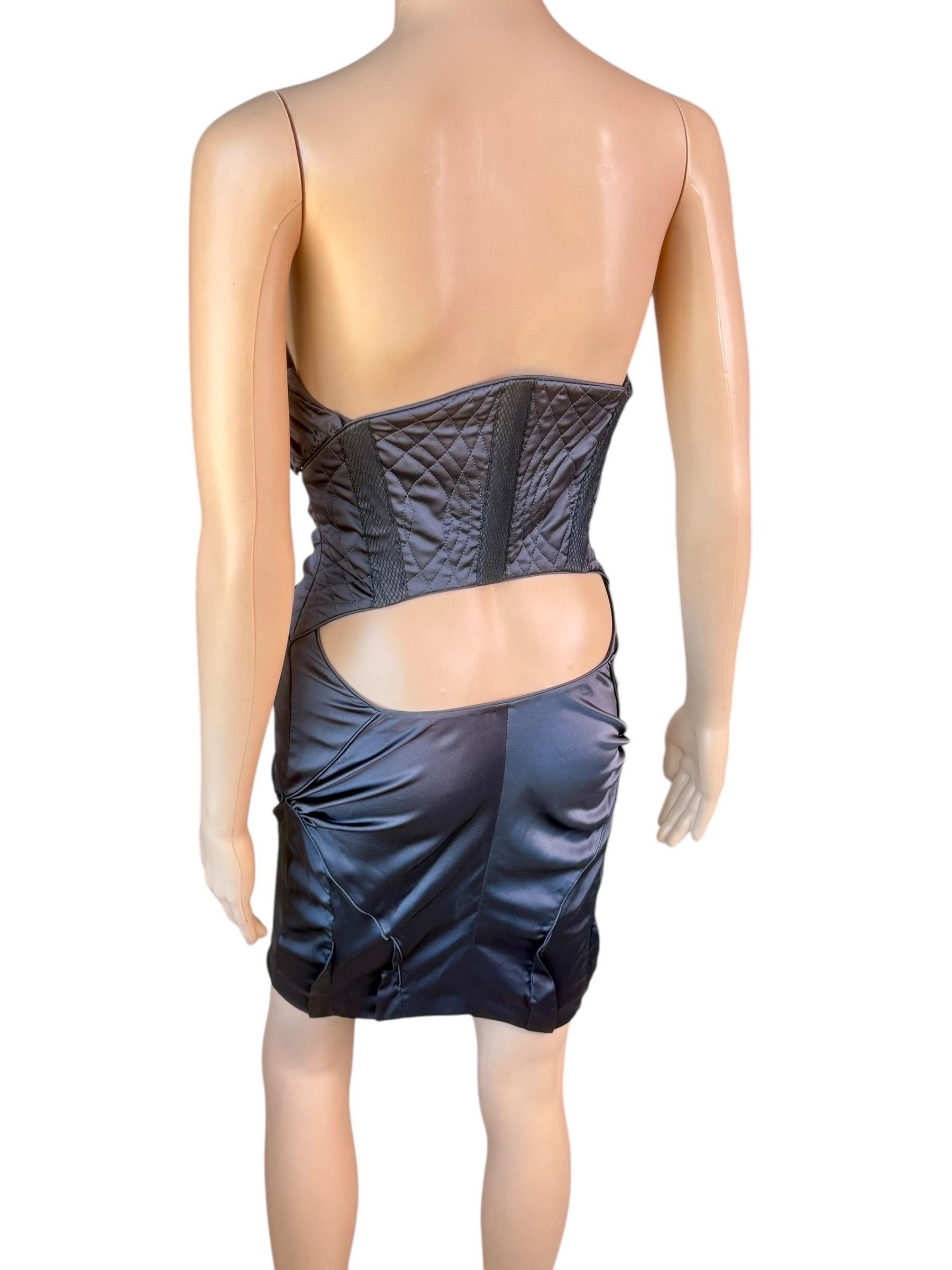 Gucci F/W 2005 Bustier Corset Cutout Back Silk Mini Dress For Sale 9