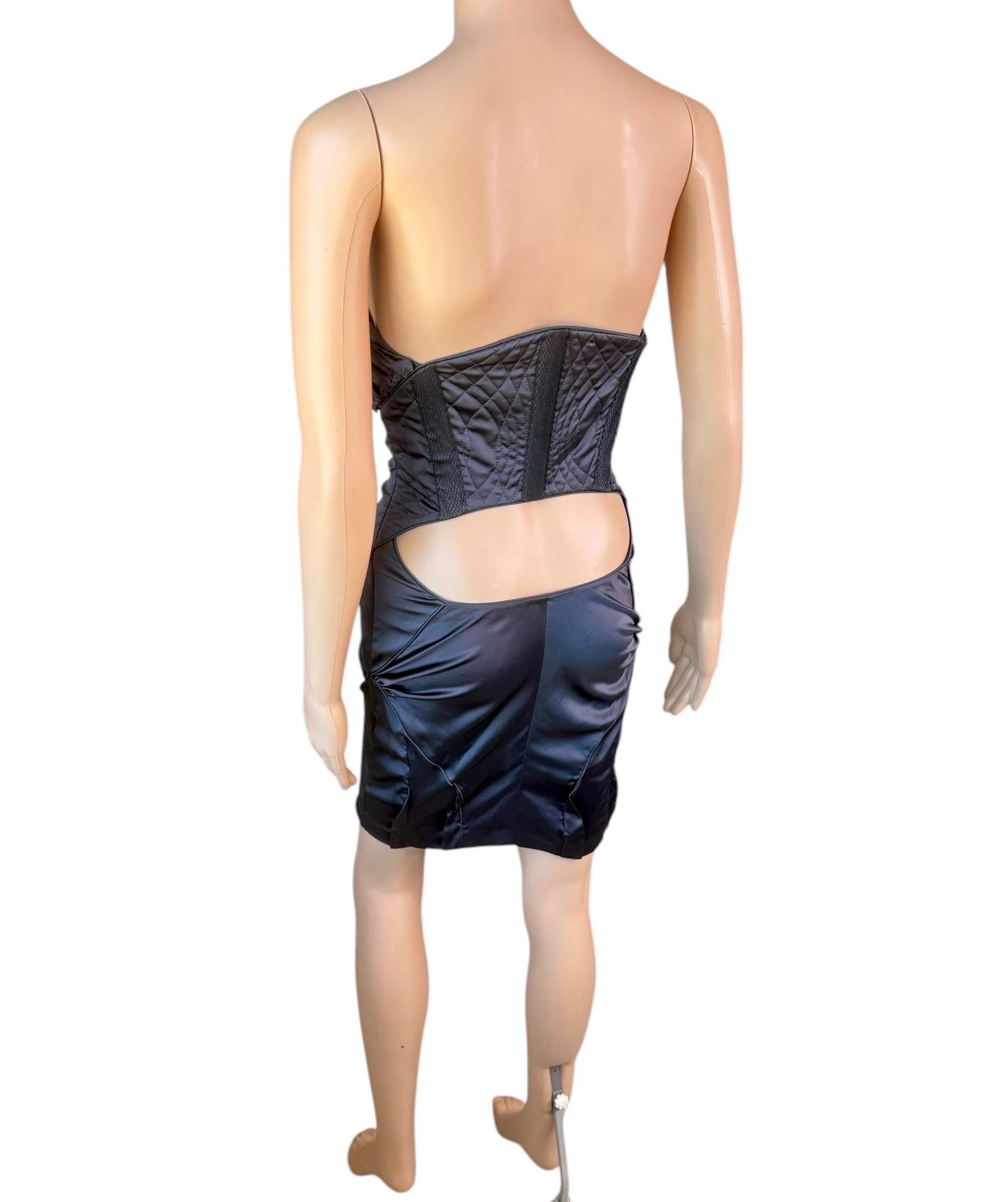 Gucci F/W 2005 Bustier Corset Cutout Back Silk Mini Dress For Sale 11