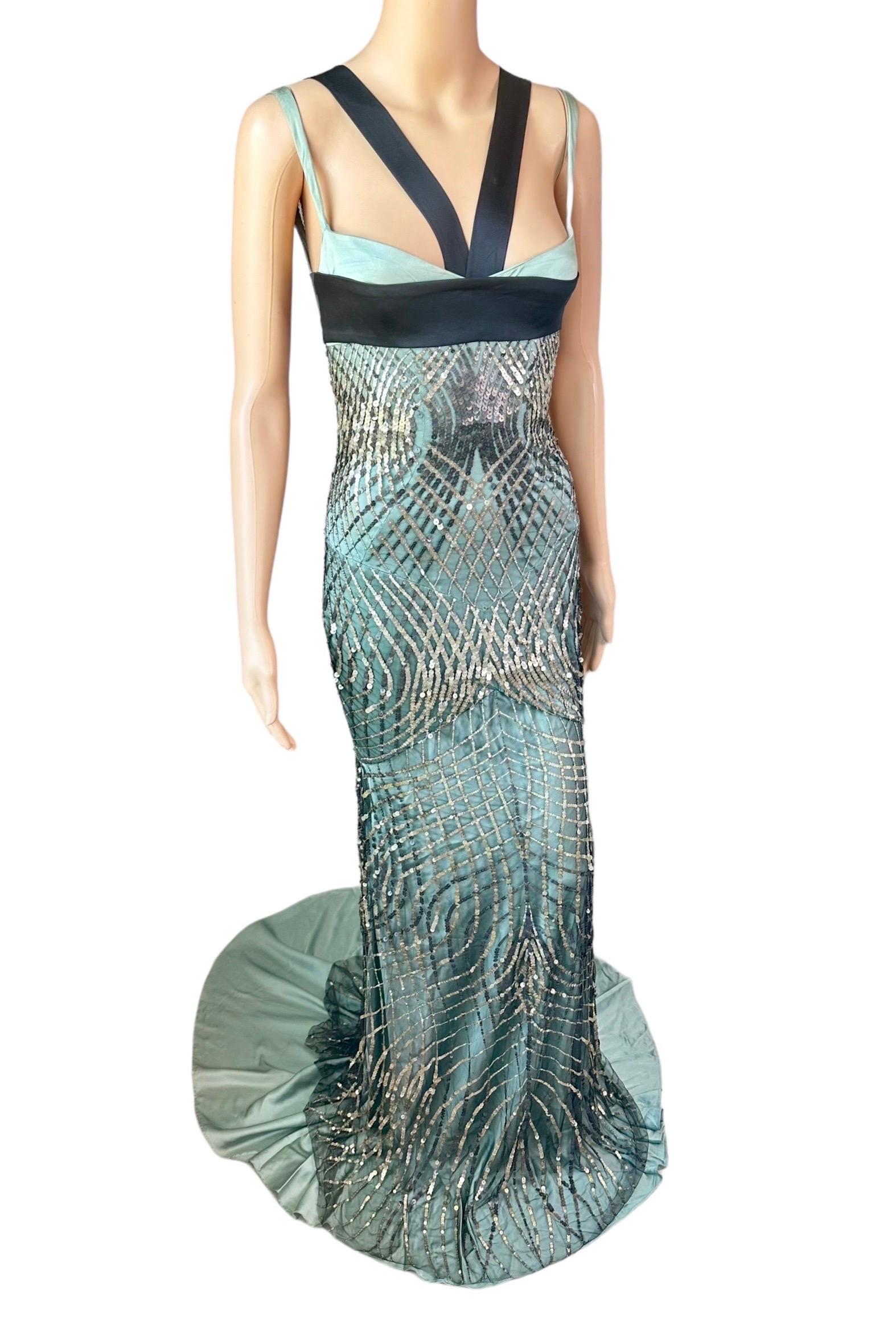 Gray Gucci F/W 2005 Runway Sequin Embellished Silk Mesh Cutout Evening Dress Gown