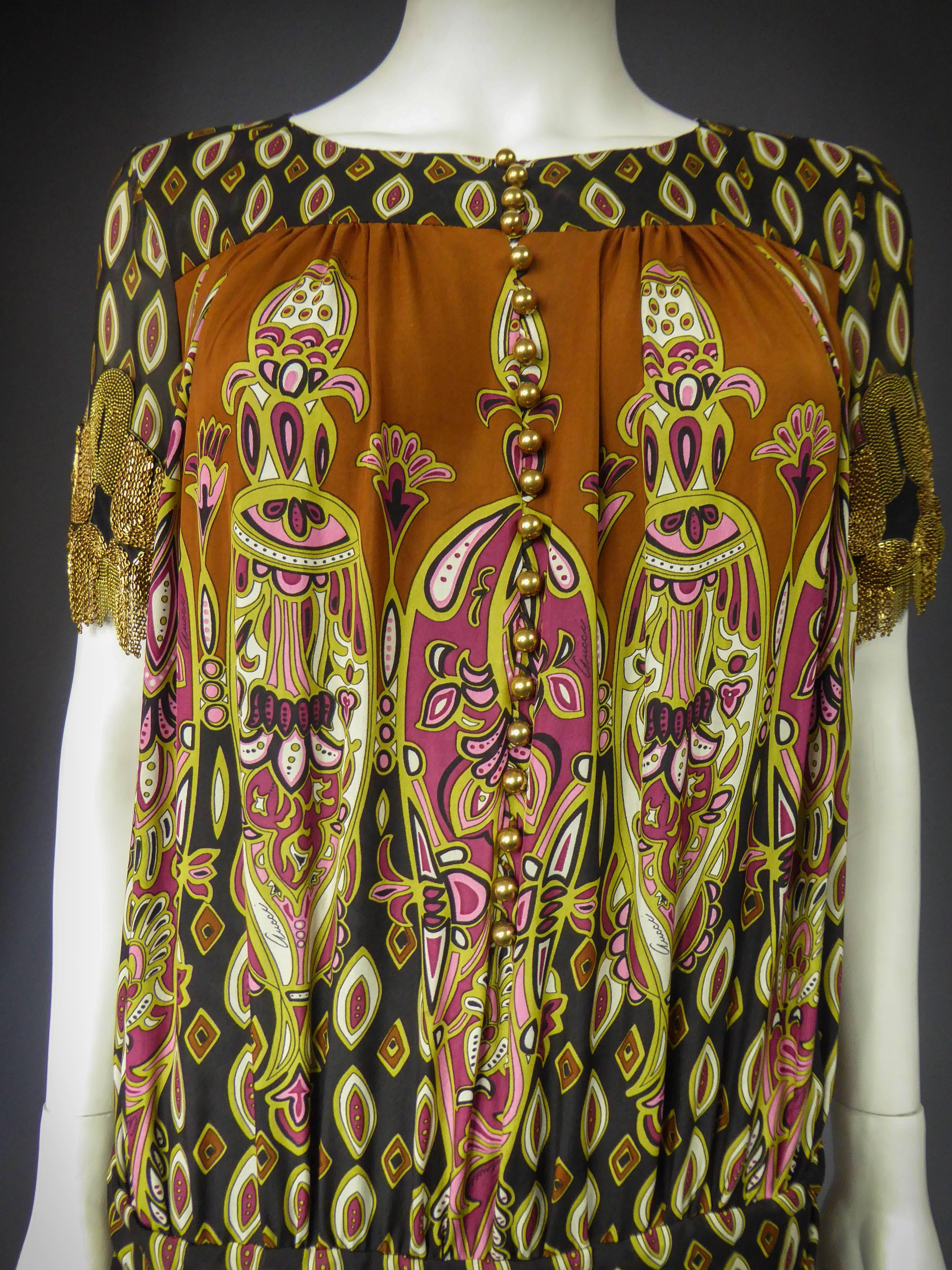 Bedrucktes Gucci-Kleid aus Seide Herbst / Winter 2008 - 2009 (Braun) im Angebot