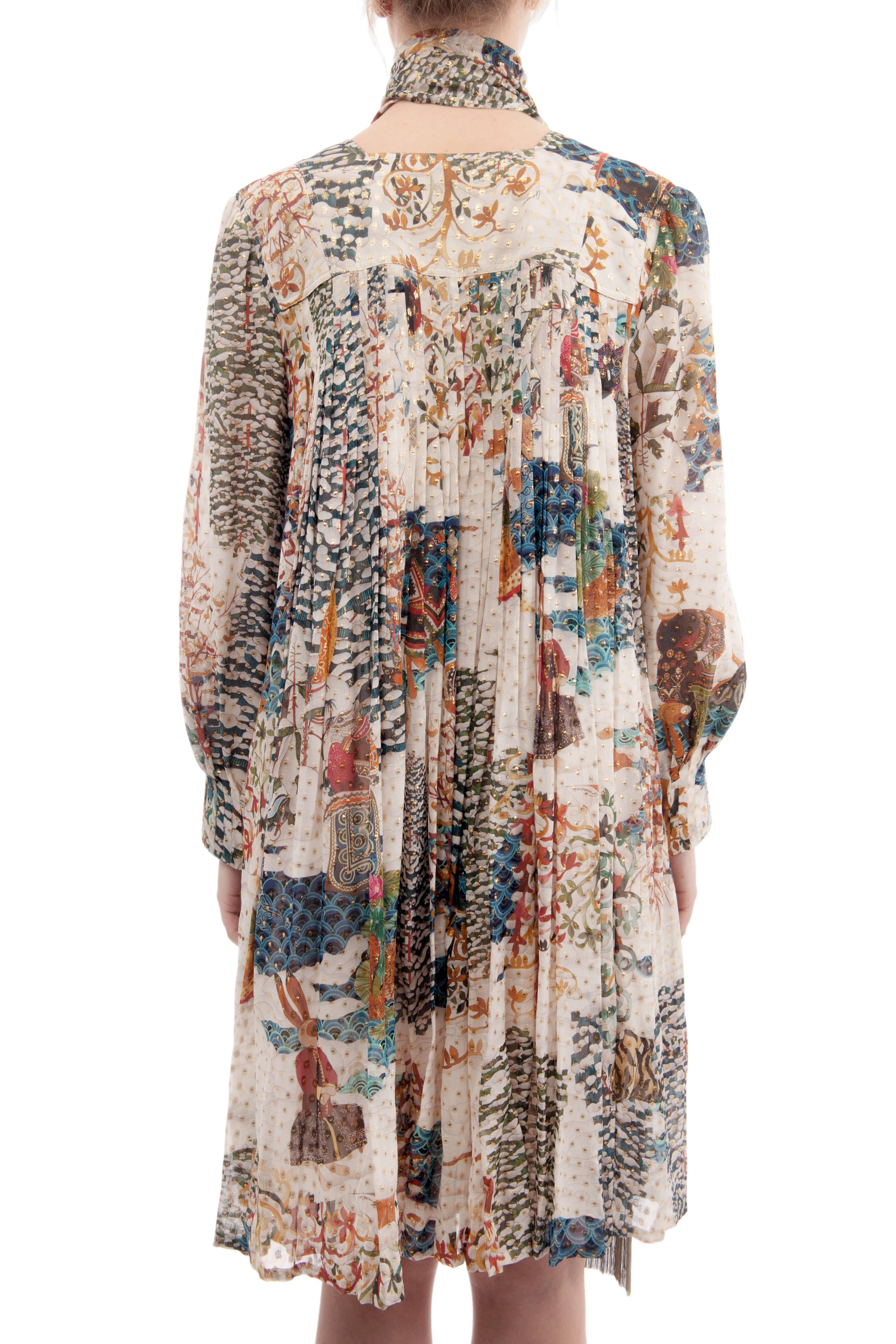Gucci Fall 2008 Runway Boho 1970s Style Ivory and Gold Metallic Dress In Excellent Condition In Toronto, ON