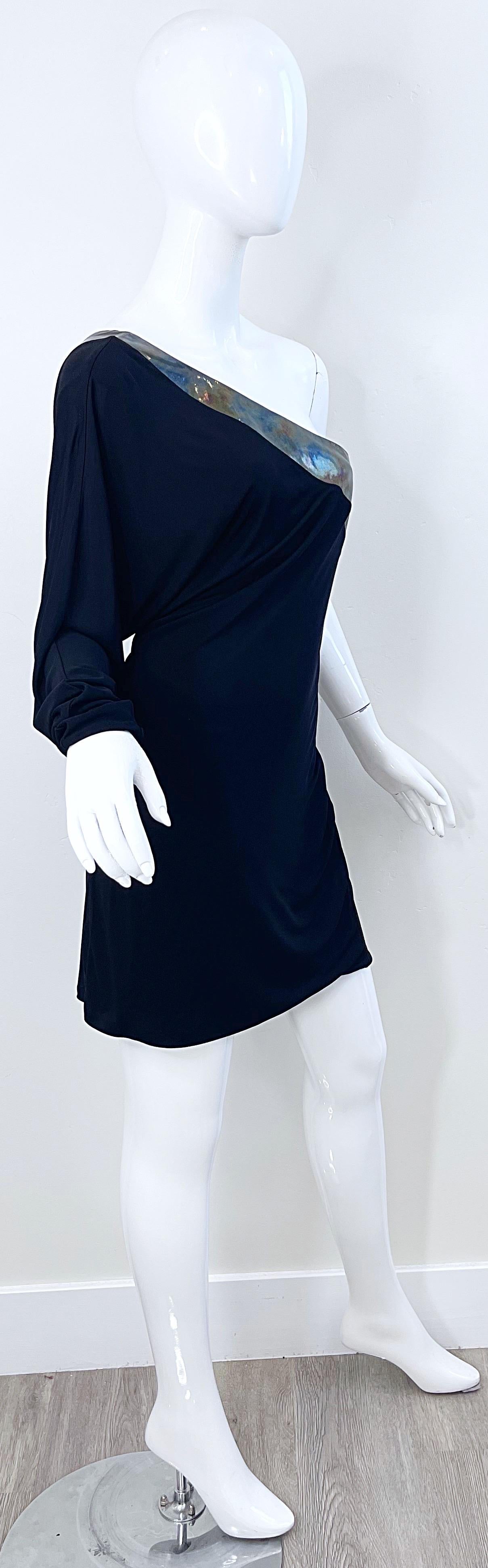Gucci Fall 2009 Runway One Shoulder Size 40 Rayon Jersey Patent Leather Dress For Sale 10