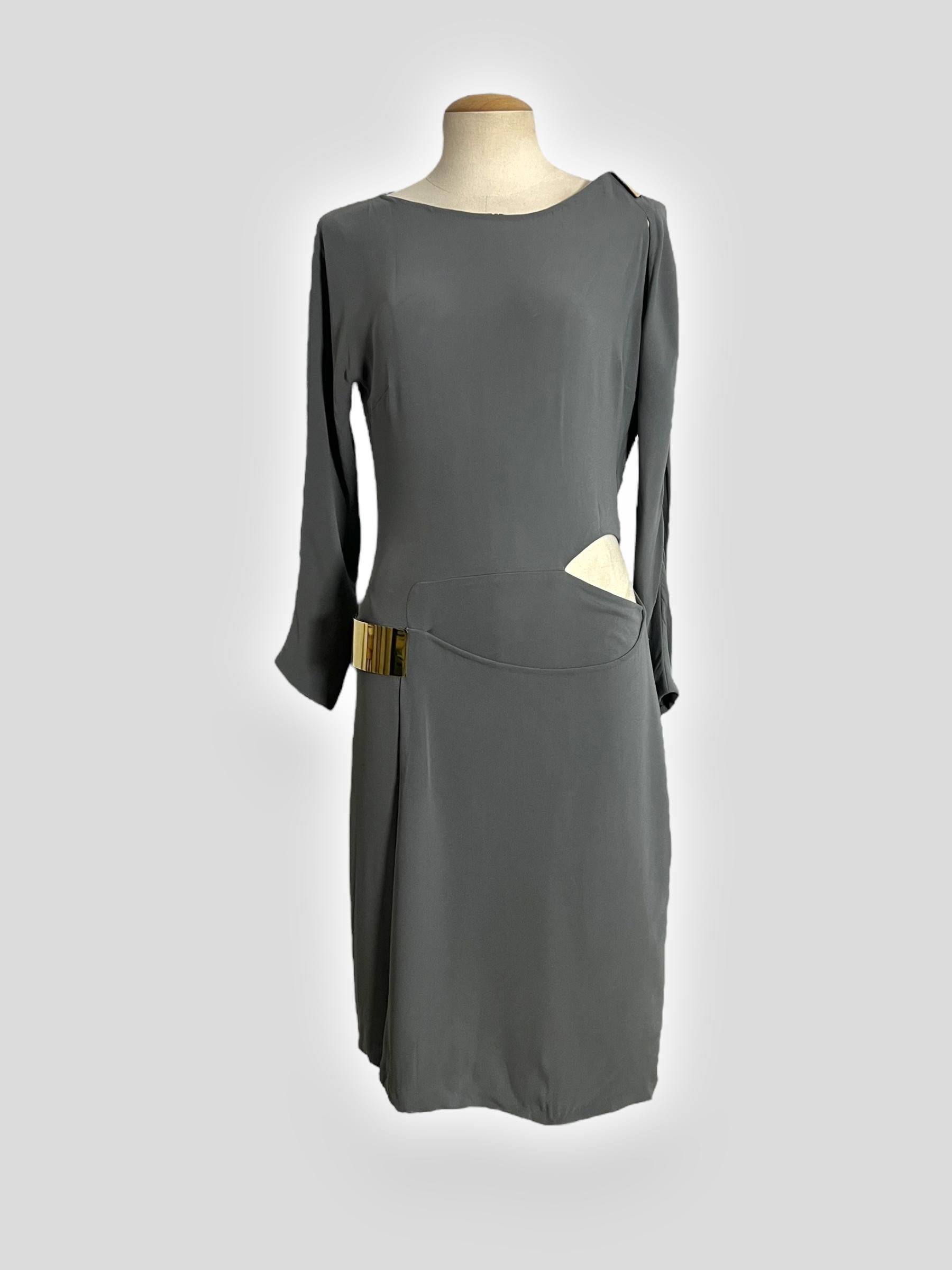 Gucci Fall 2010 Runway Cut-Out Silk Dress In Good Condition For Sale In CAPELLE AAN DEN IJSSEL, ZH