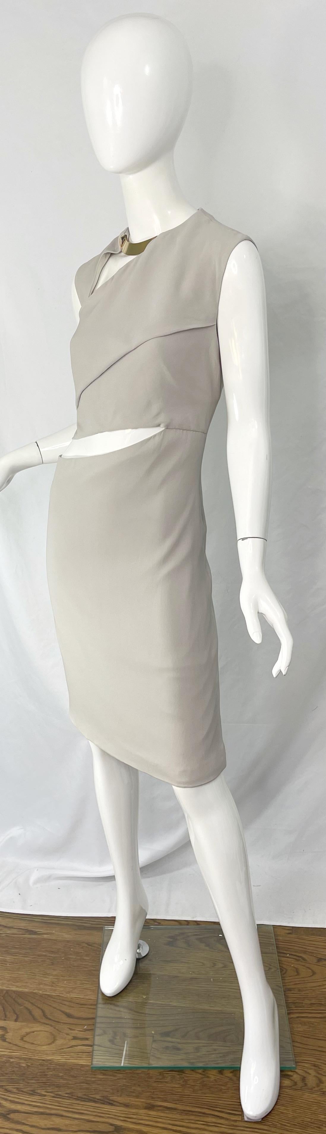 Gray Gucci Fall 2010 Runway Size 48 / US 12 Khaki Nude Tan Gold Cut Out Silk Dress  For Sale
