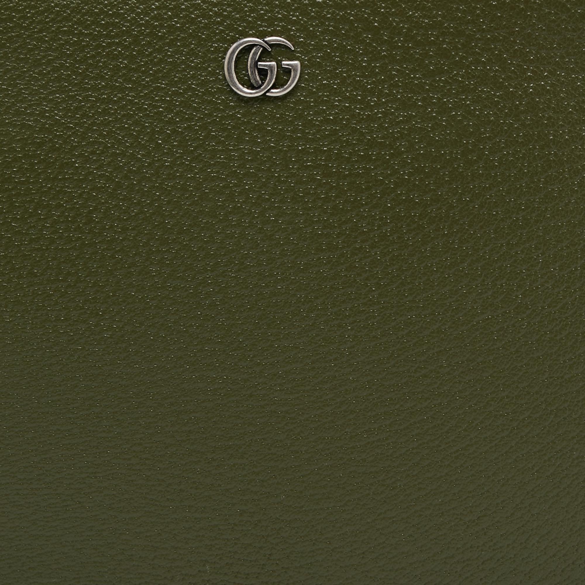 Gucci Fatigue Green Leather GG Marmont Pouch 6
