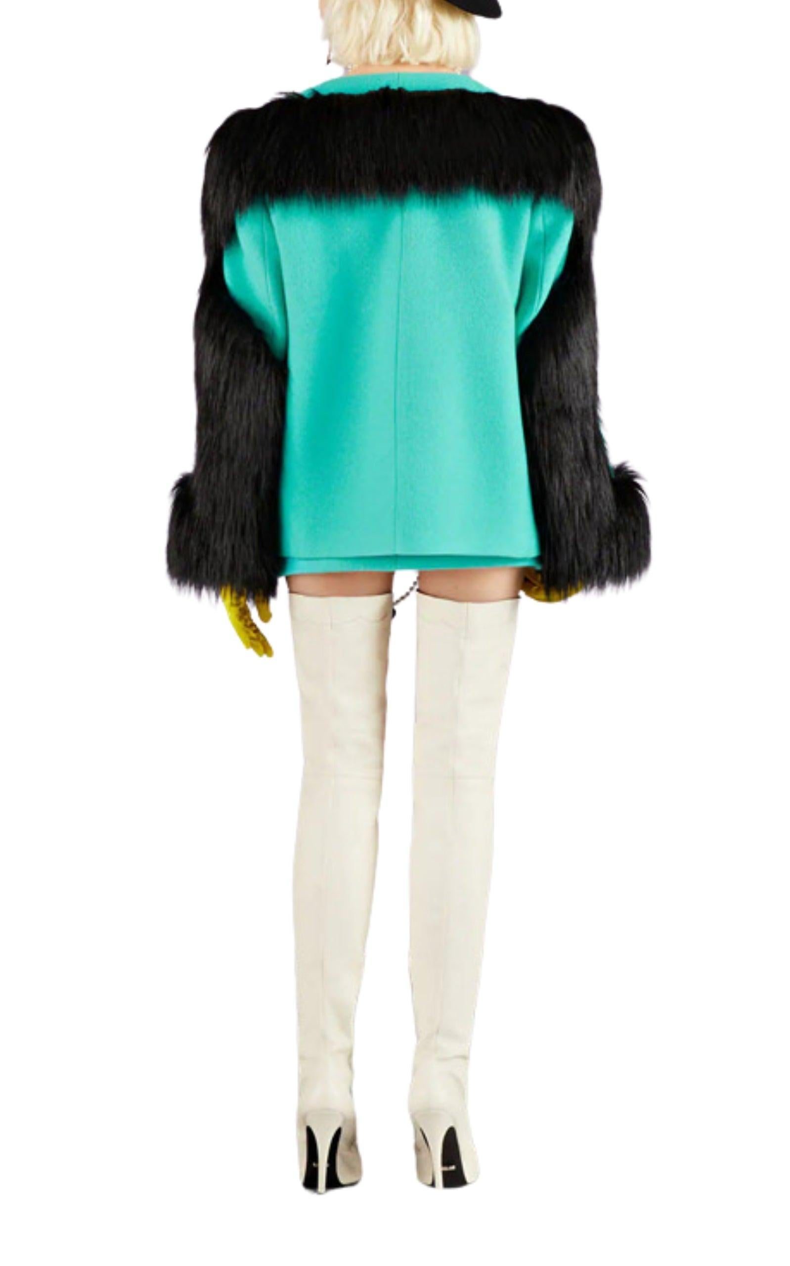 Gucci Faux Fur-trimmed Wool Jacket  IT 42 In New Condition For Sale In Brossard, QC