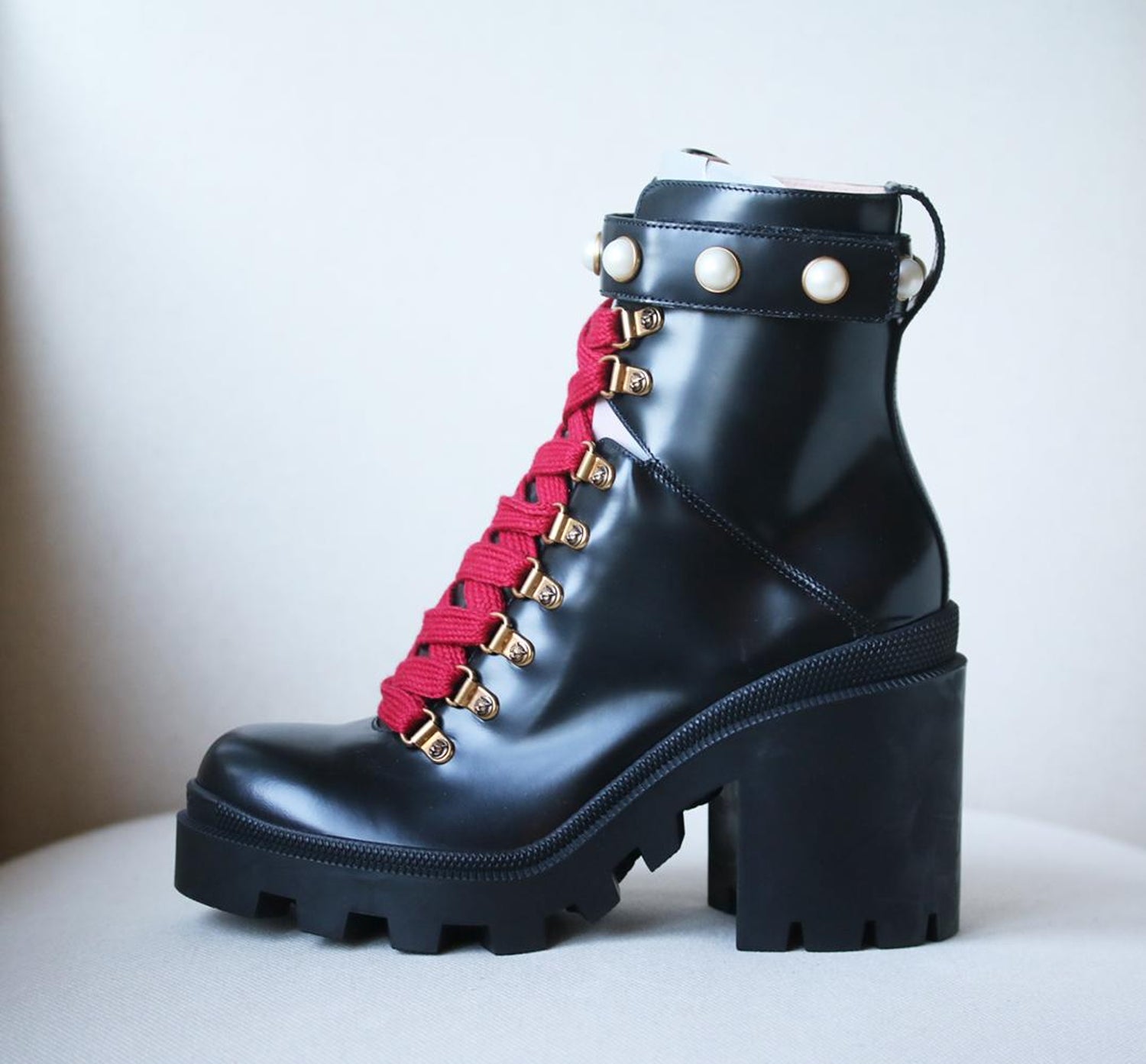 Gucci Faux Pearl-Embellished Leather Ankle Boots at 1stDibs | gucci boots  with pearls, gucci snake boots, gucci snake boots price