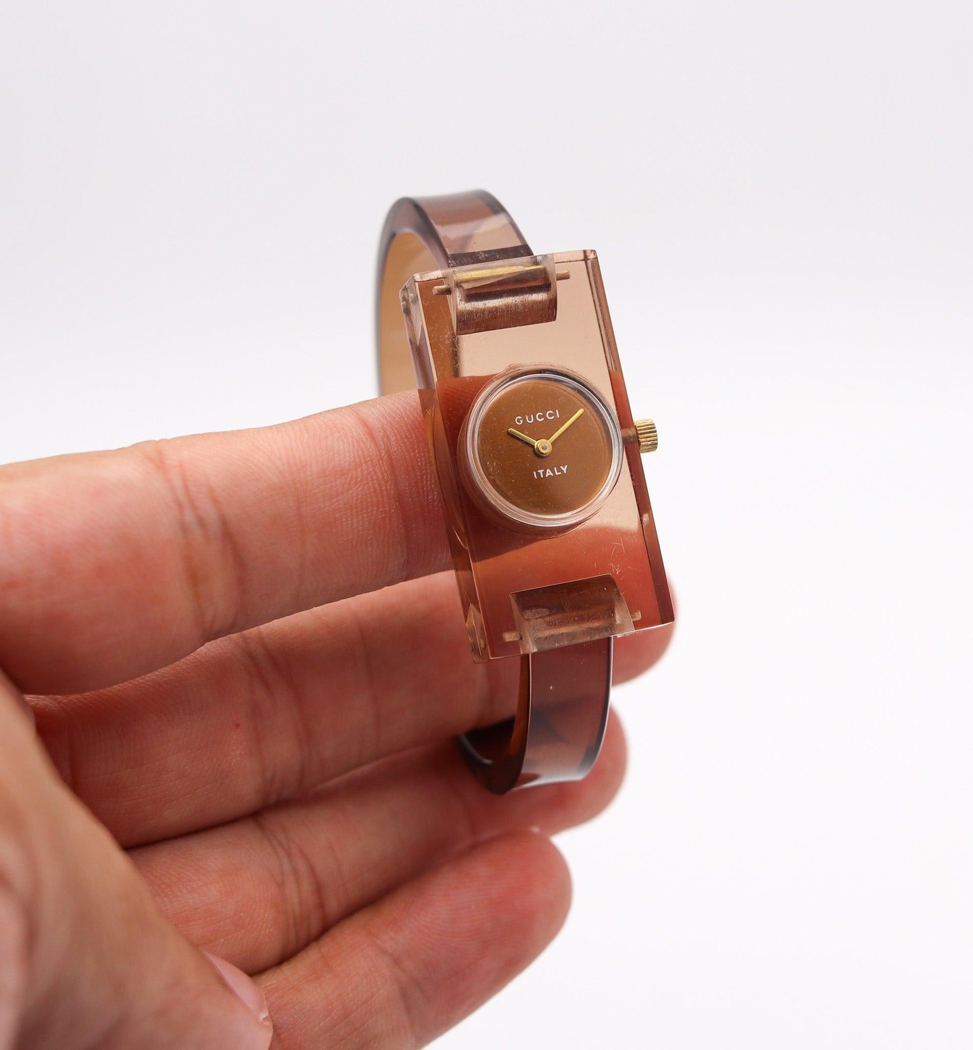 GUCCI Firenze Vintage Ladies Geometric Wristwatch In Translucent Lucite With Box For Sale 5