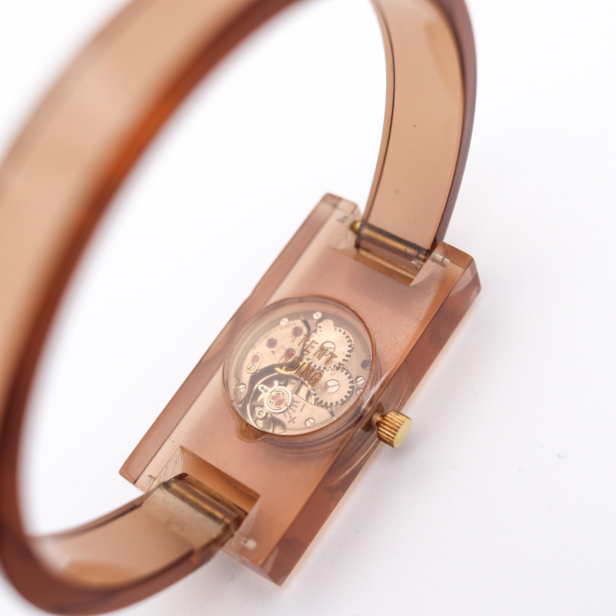 GUCCI Firenze Vintage Ladies Geometric Wristwatch In Translucent Lucite With Box For Sale 2