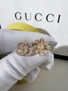 Gucci Flora Kollektion: Ohrstecker aus 18-karätigem Gold mit Diamant-Pavé, AB, Paar