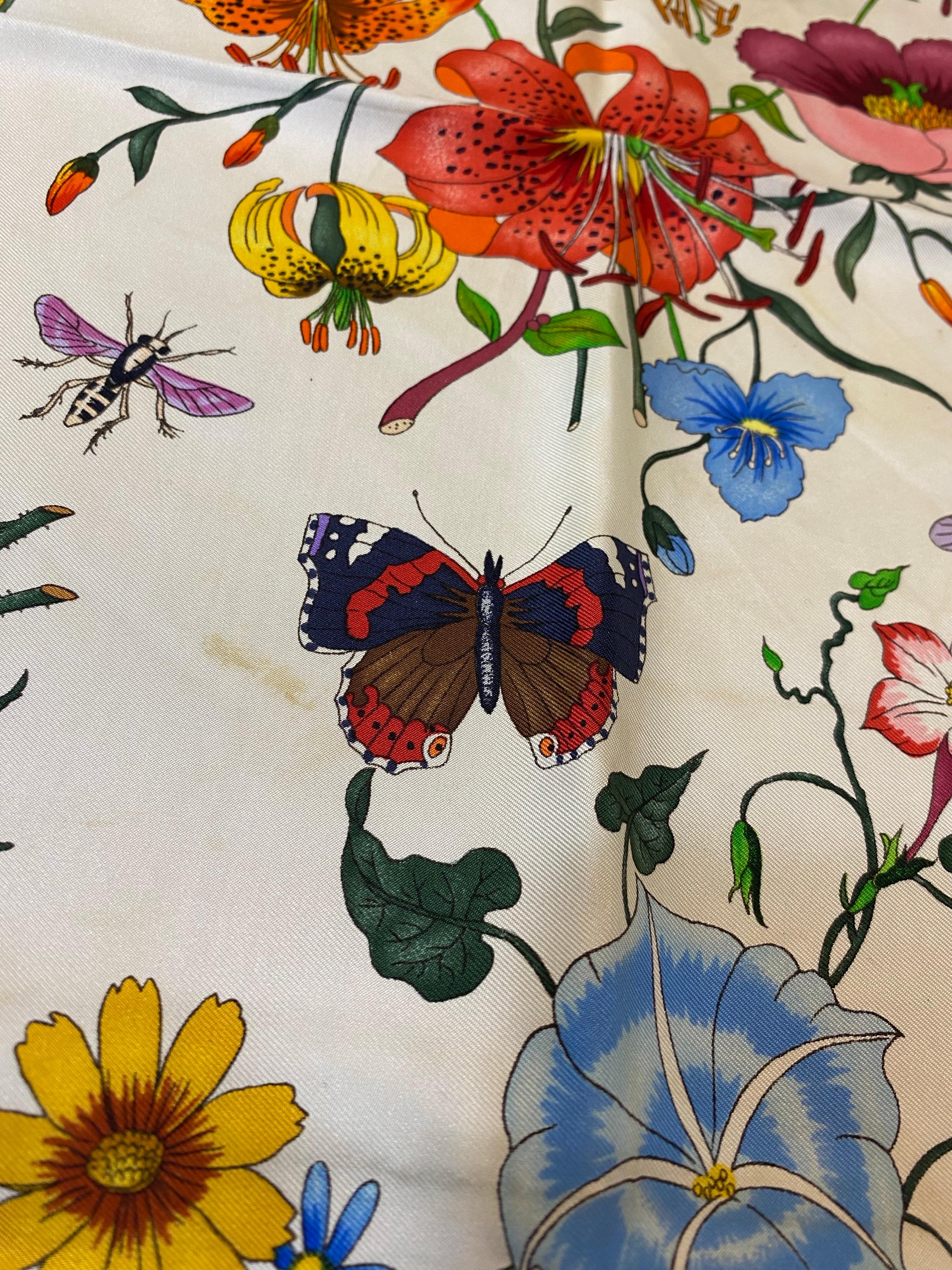 Gucci Flora Foulard For Sale 2