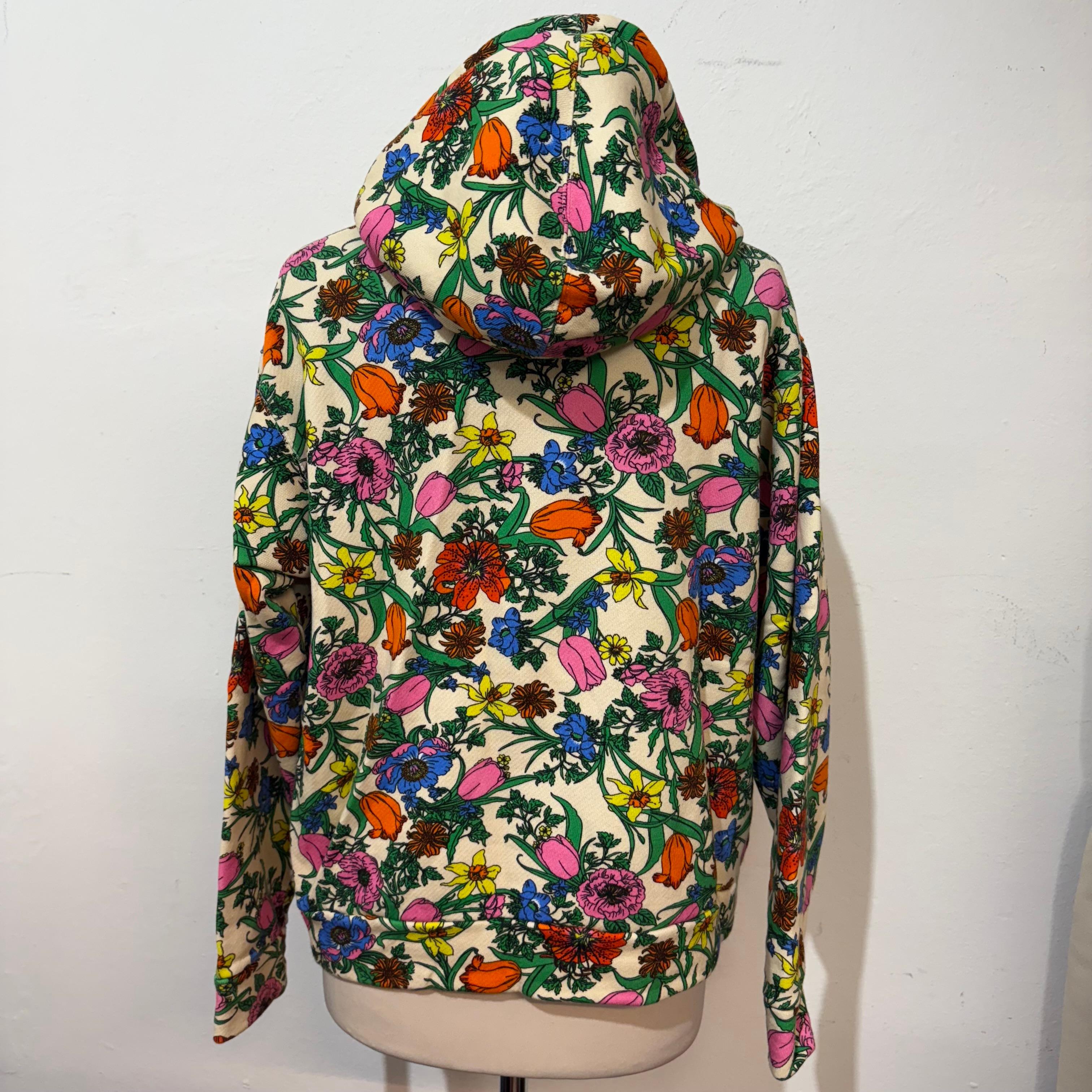 Beautiful Gucci hoodie
100% Cotton 
Floral print
Multicolor
Gucci frontal logo and written
Shoulder/hem cm 55 (21.65 inches)
Shoulder cm 48 (18.89 inches)
Fast international shipping from Italy included in the price!
Your questions or messages of