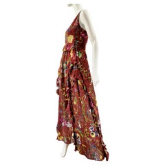 Gucci Abito lungo in seta Flora Resort 2013