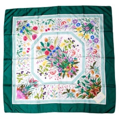 Pañuelo Gucci Floral Bouquet Seda Verde y Blanco