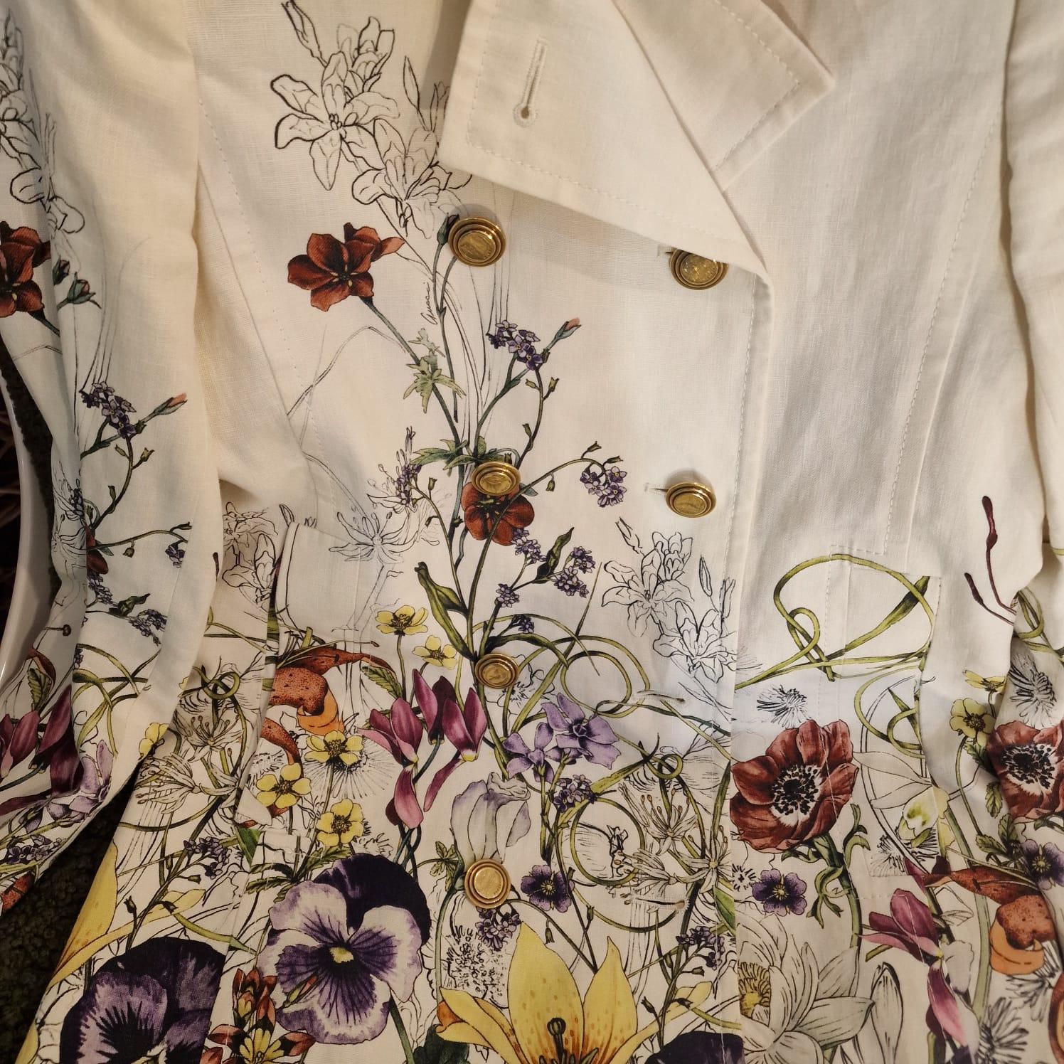 Gucci Floral Flora Infinity Linen Trench Frock by Frida Gucci Floral Flora Infinity Linen Trench Frock by Frida