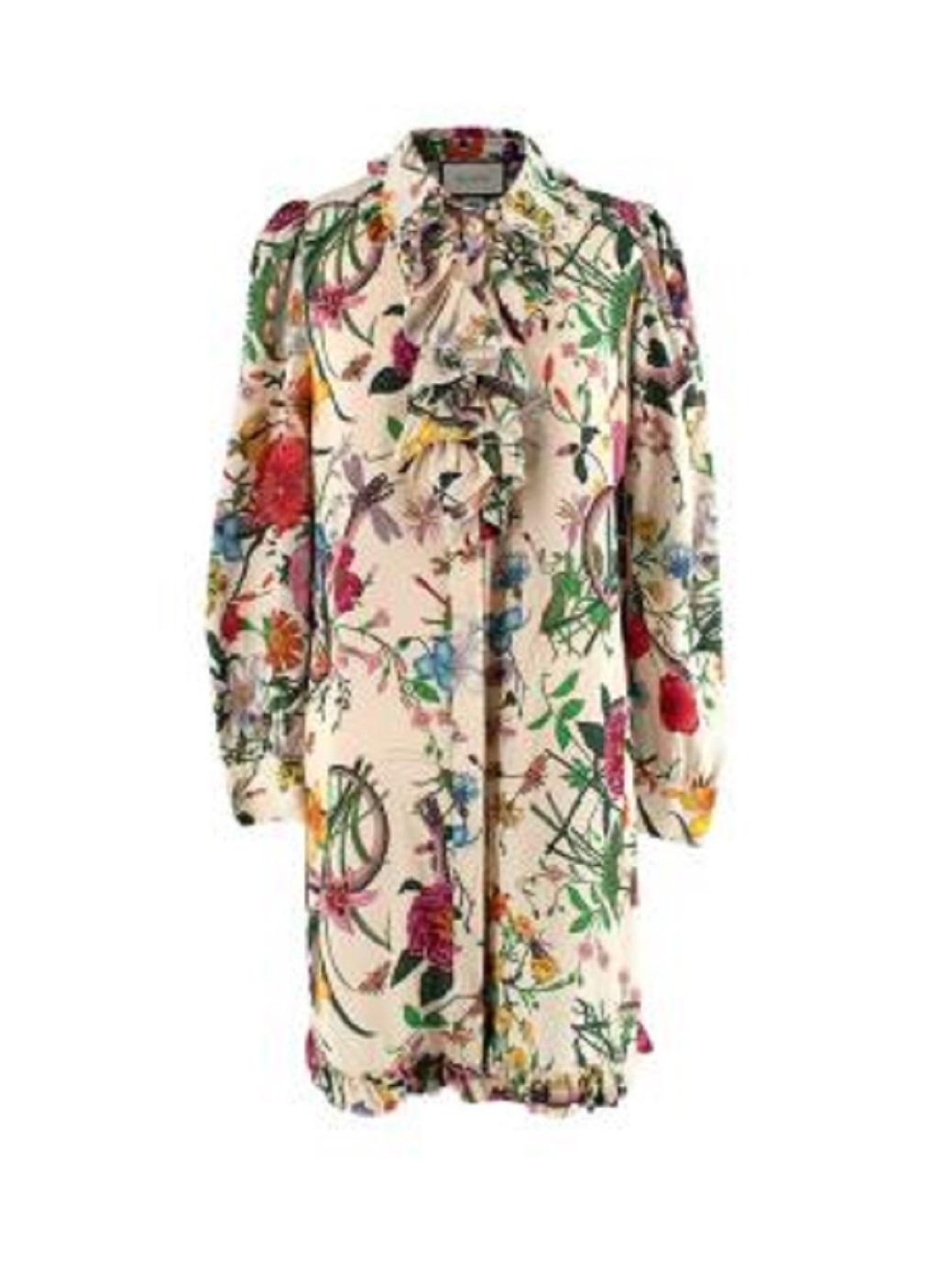 Gucci Floral Frilled Silk Dress

-Concealed button fastening 
-Floral body print 
-Buttoned cuffs 
-Faux pearl gg buttons 
-Ruffled hem 

Material: 

Silk 

Made in Italy 

9.5/10 excellent conditions, please refer to images for further details.