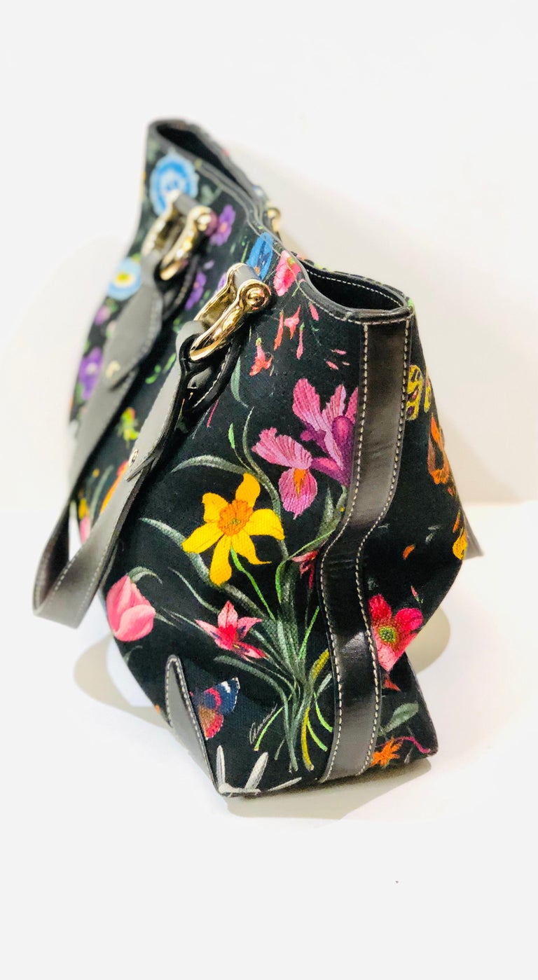Black Gucci Floral Print Canvas Handbag For Sale