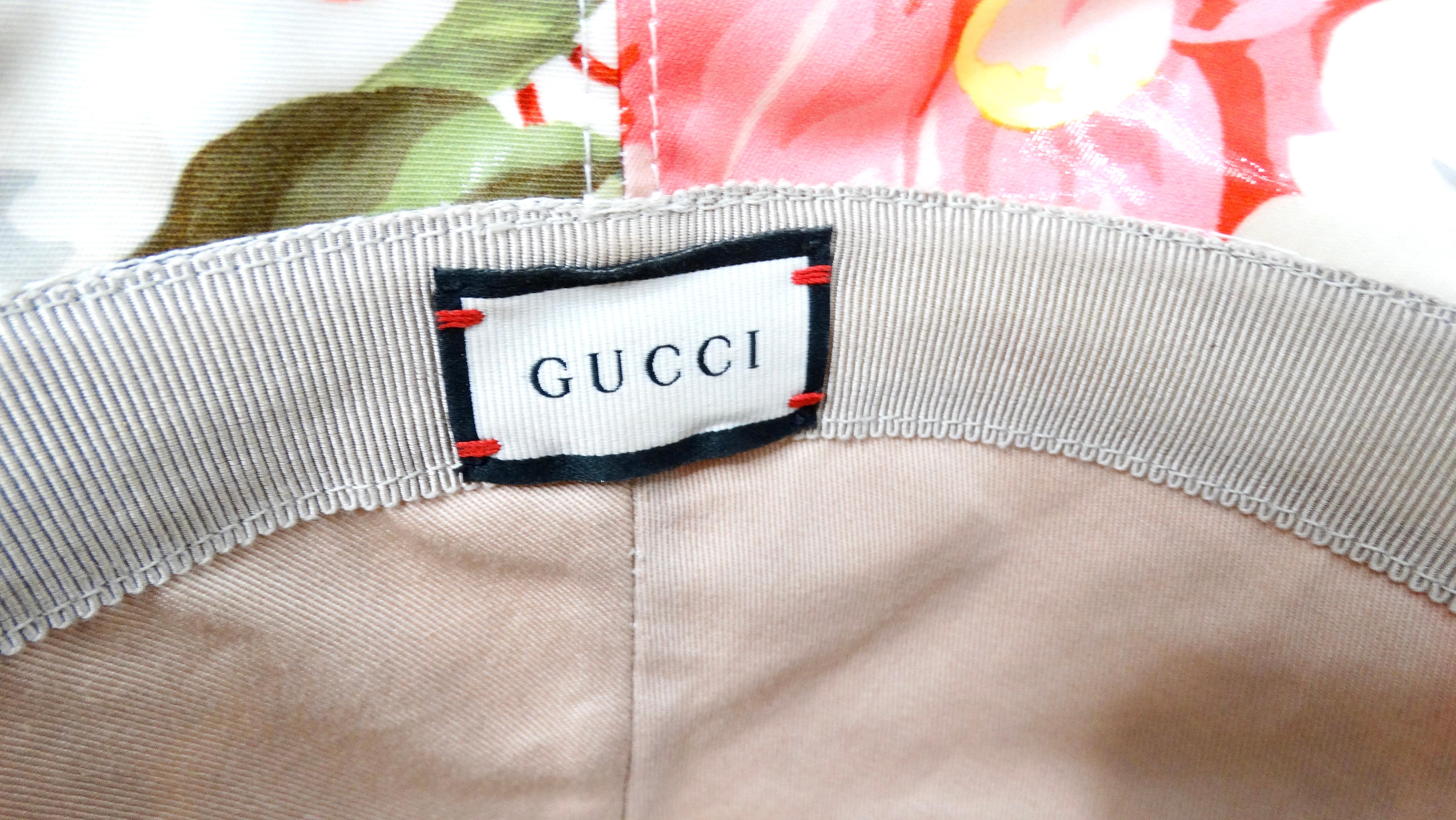 Gucci Floral Print Shiny Coated Cotton Bucket Hat For Sale 3