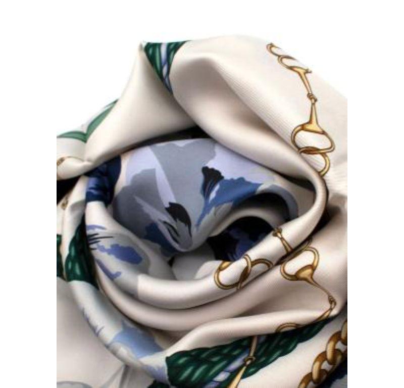 Foulard en soie imprimé floral Gucci Pour femmes en vente