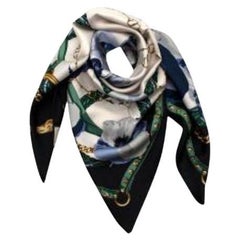 Foulard en soie imprimé floral Gucci