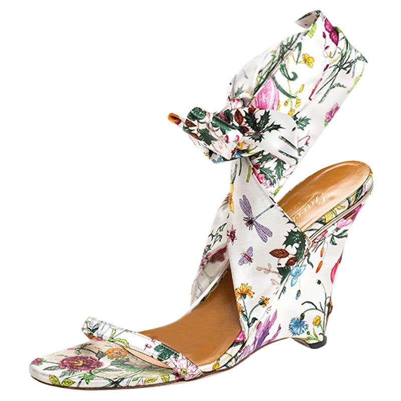 Gucci Floral Printed Satin Ankle Strap Wedge Sandals Size 40 at 1stDibs