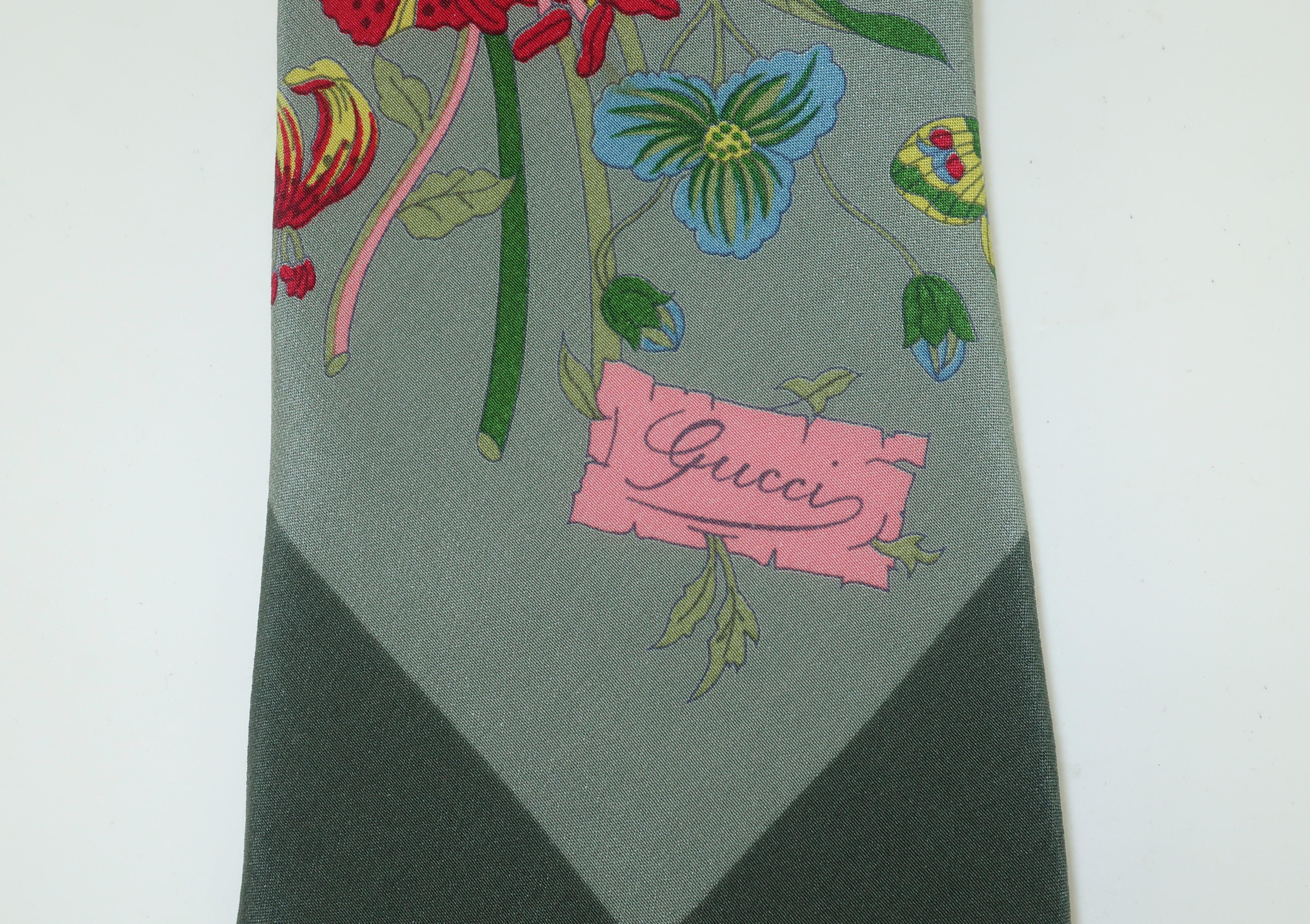  Cravate homme Gucci en soie florale Pour hommes 