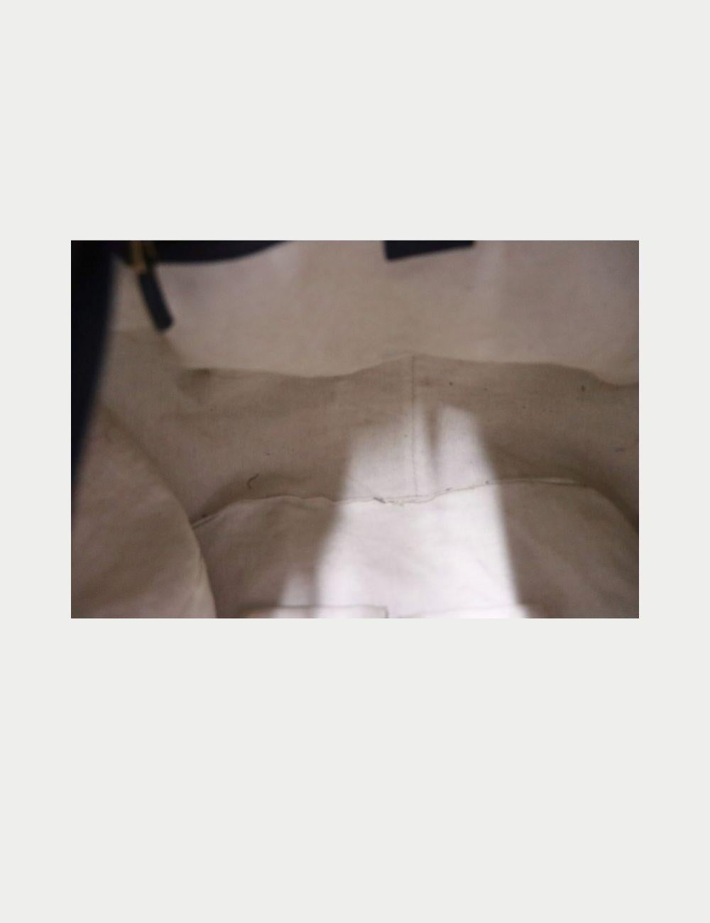 Gucci In Good Condition For Sale In Amman, JO