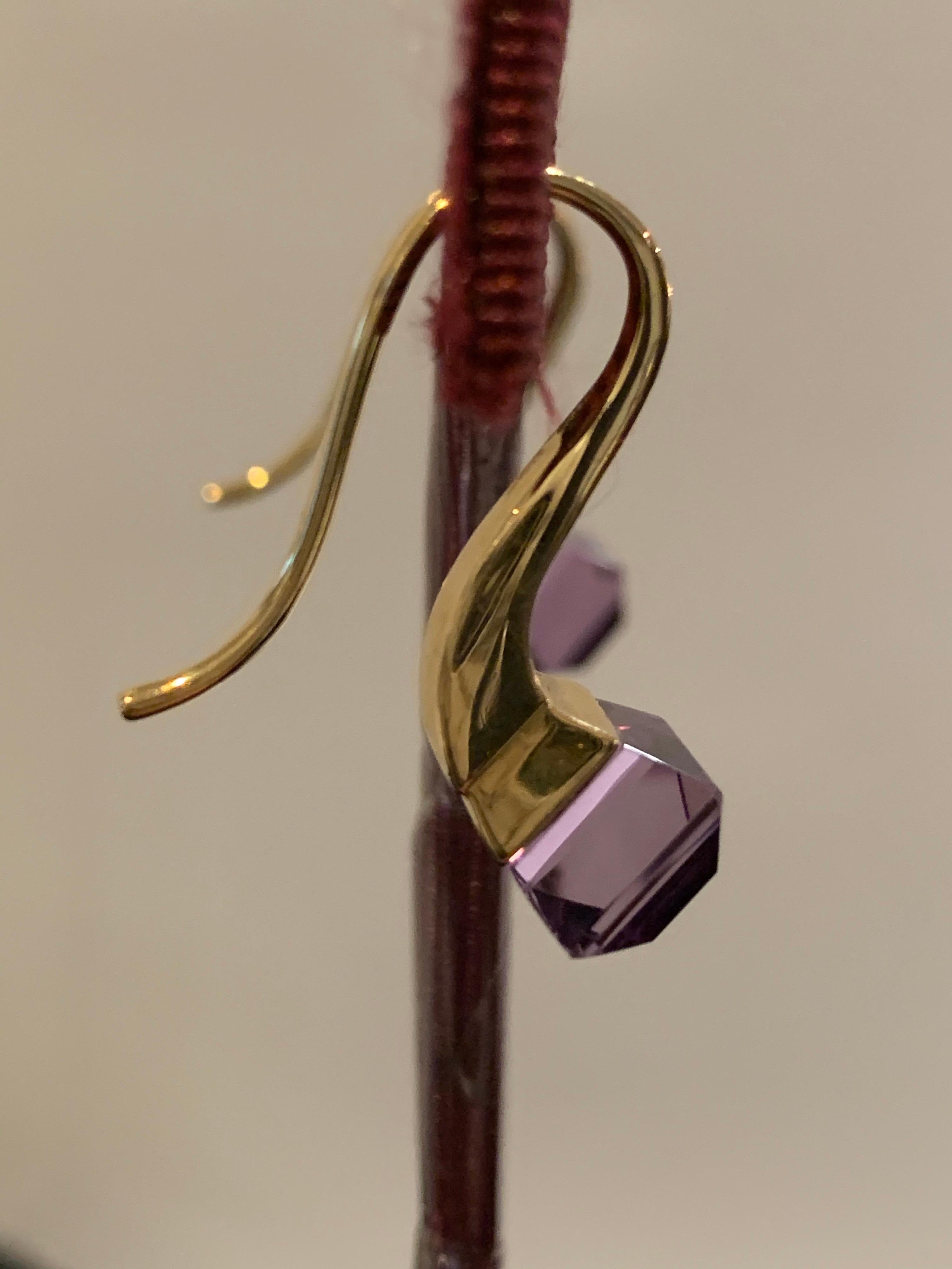 Gucci French Horn Earrings 18-Karat Gold with Amethyst 3