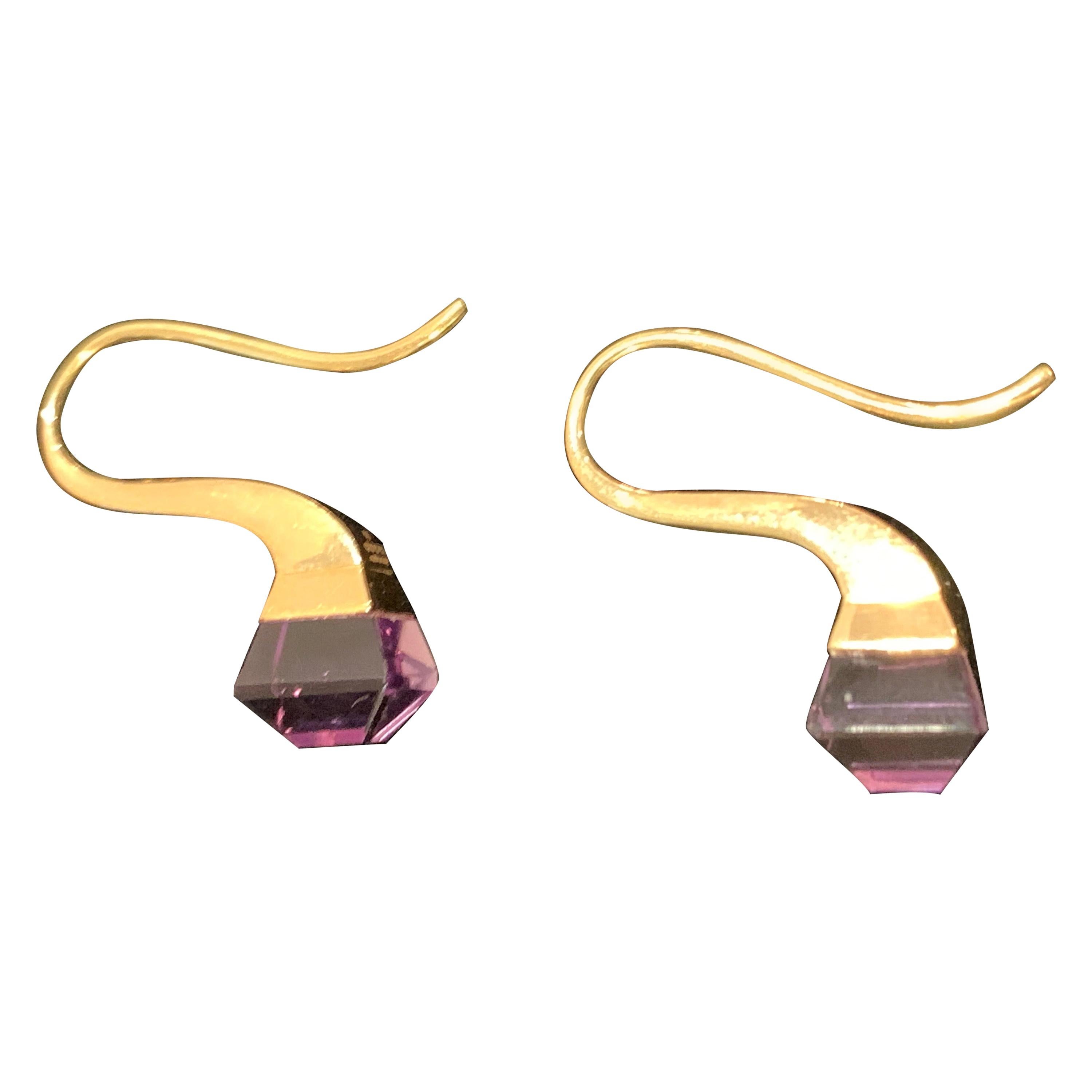 Gucci French Horn Earrings 18-Karat Gold with Amethyst