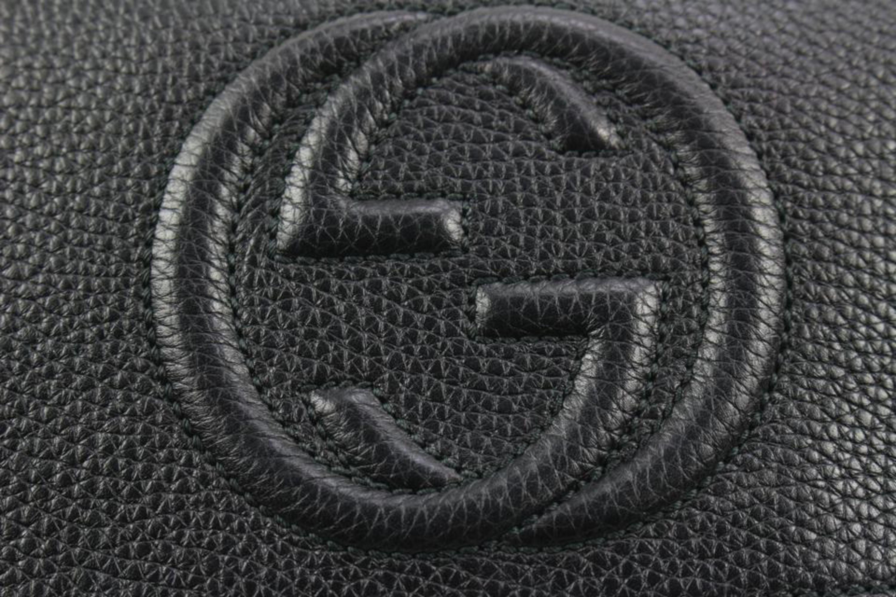 Gucci Fringe Tassel Black Pebbled Calfskin Medium Soho Flap Crossbody 126g58 For Sale 2