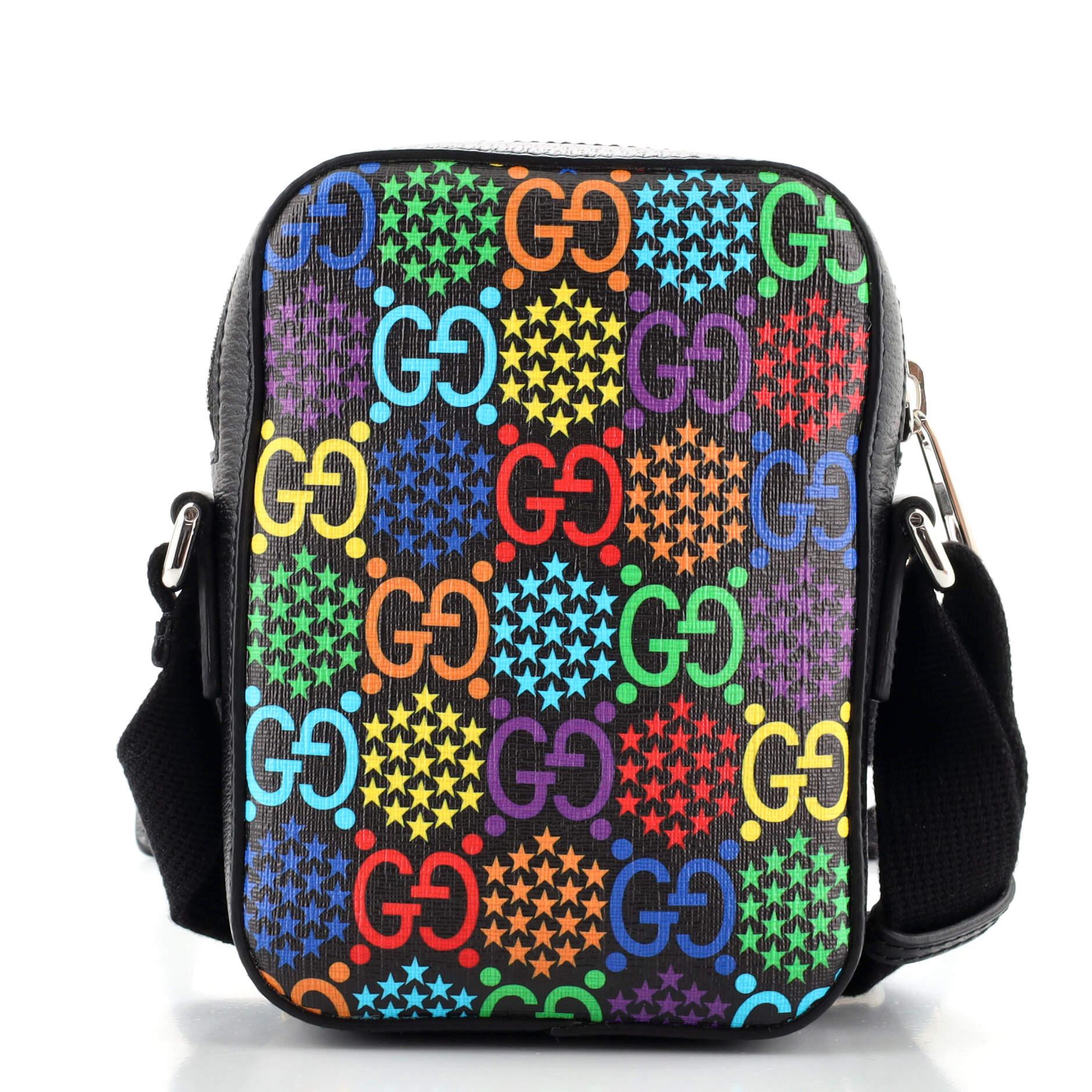 Gucci Front Zip Messenger Bag Psychedelic Print GG Coated Canvas Mini In Good Condition In NY, NY