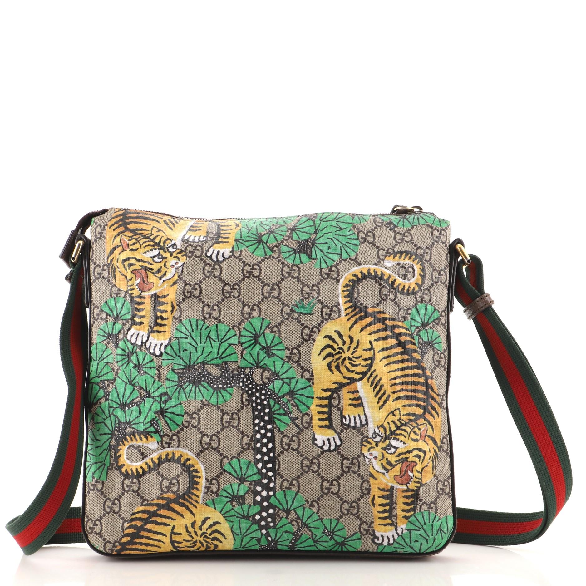 Black Gucci Front Zip Messenger Bengal Print GG Coated Canvas Medium