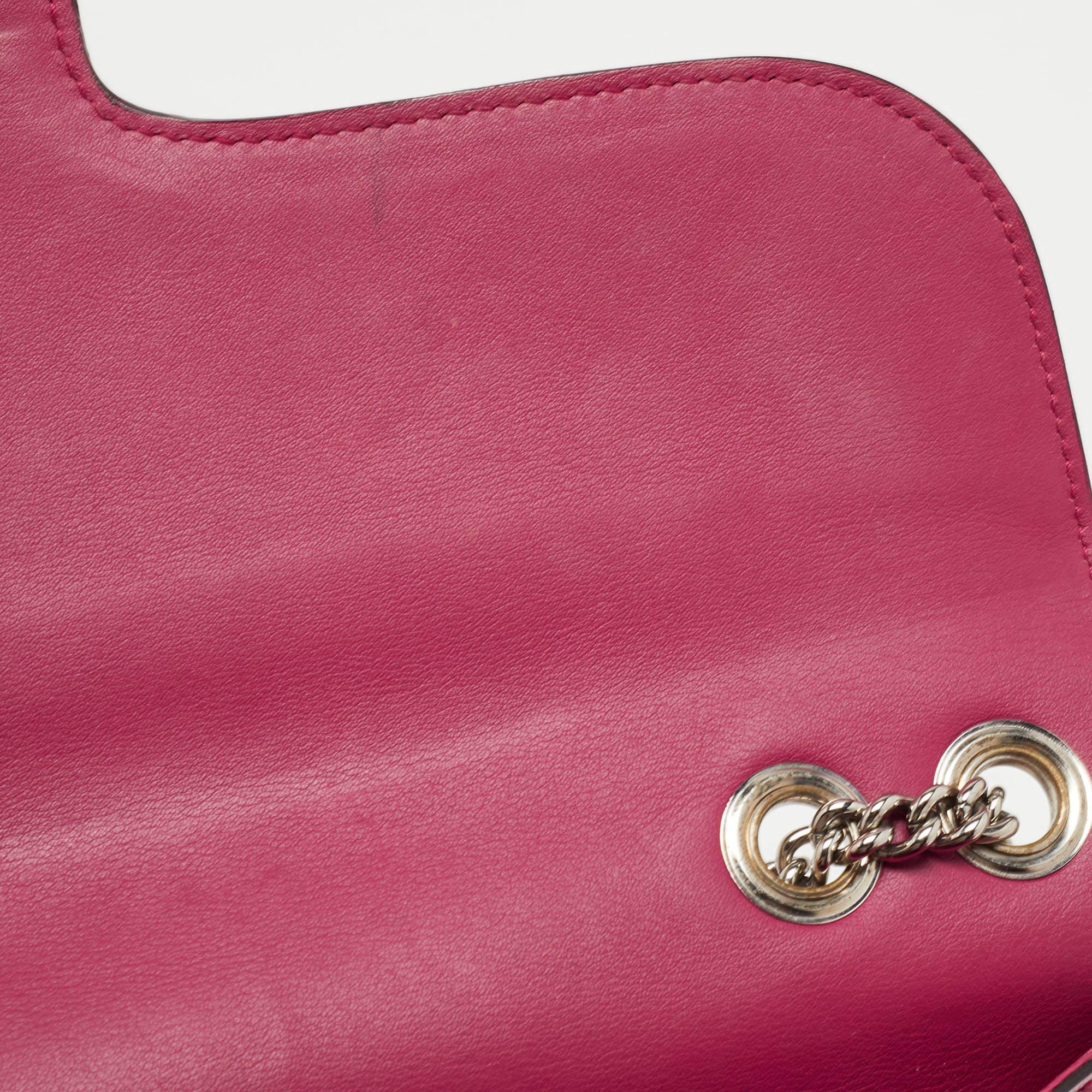 Gucci Fuchsia Glossy Leather Medium Interlocking G Shoulder Bag 10