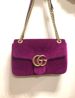 GUCCI fuchsia Marmont medium velvet quilted bag