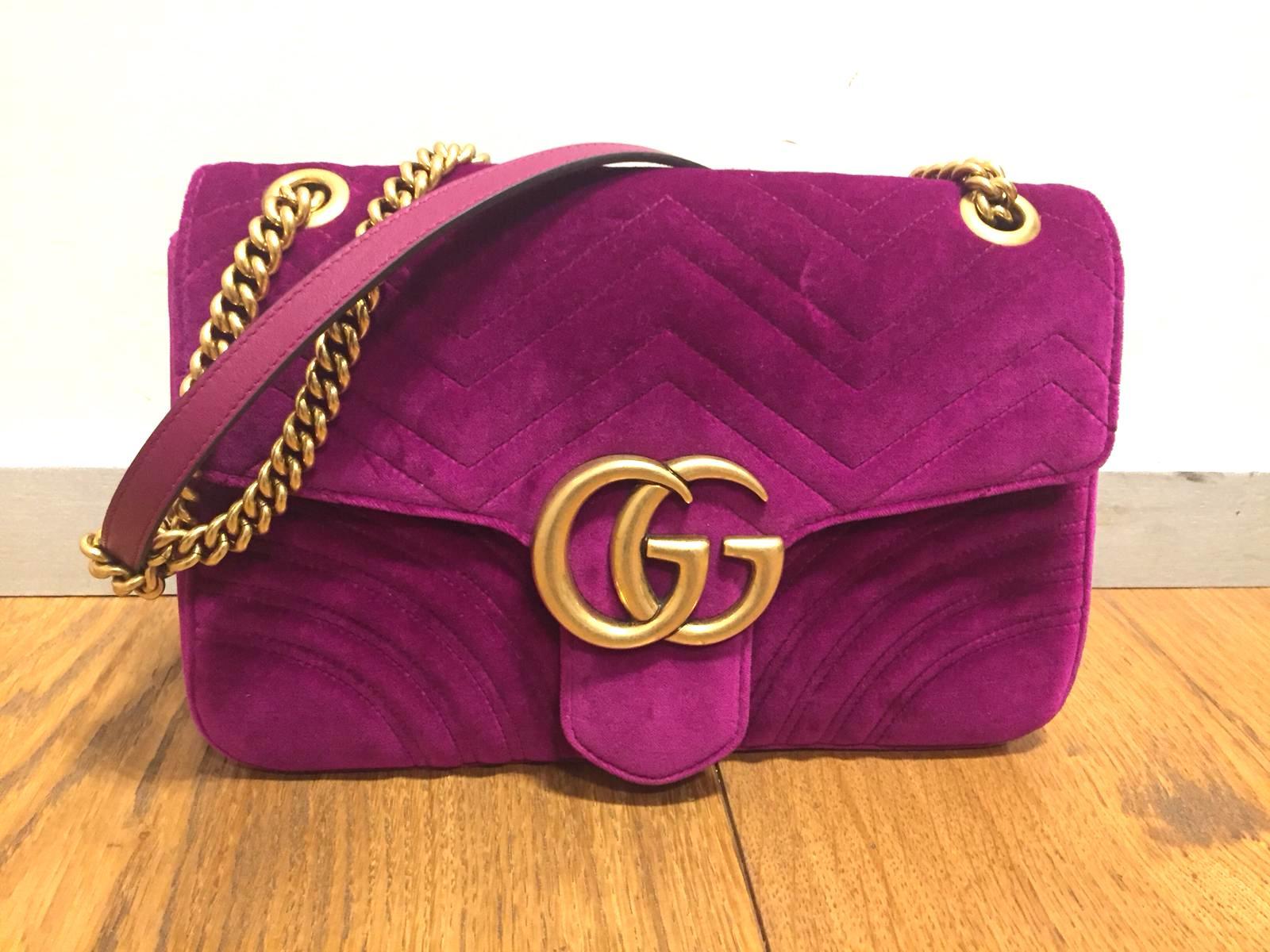Women's GUCCI fuchsia Marmont medium velvet quilted bag