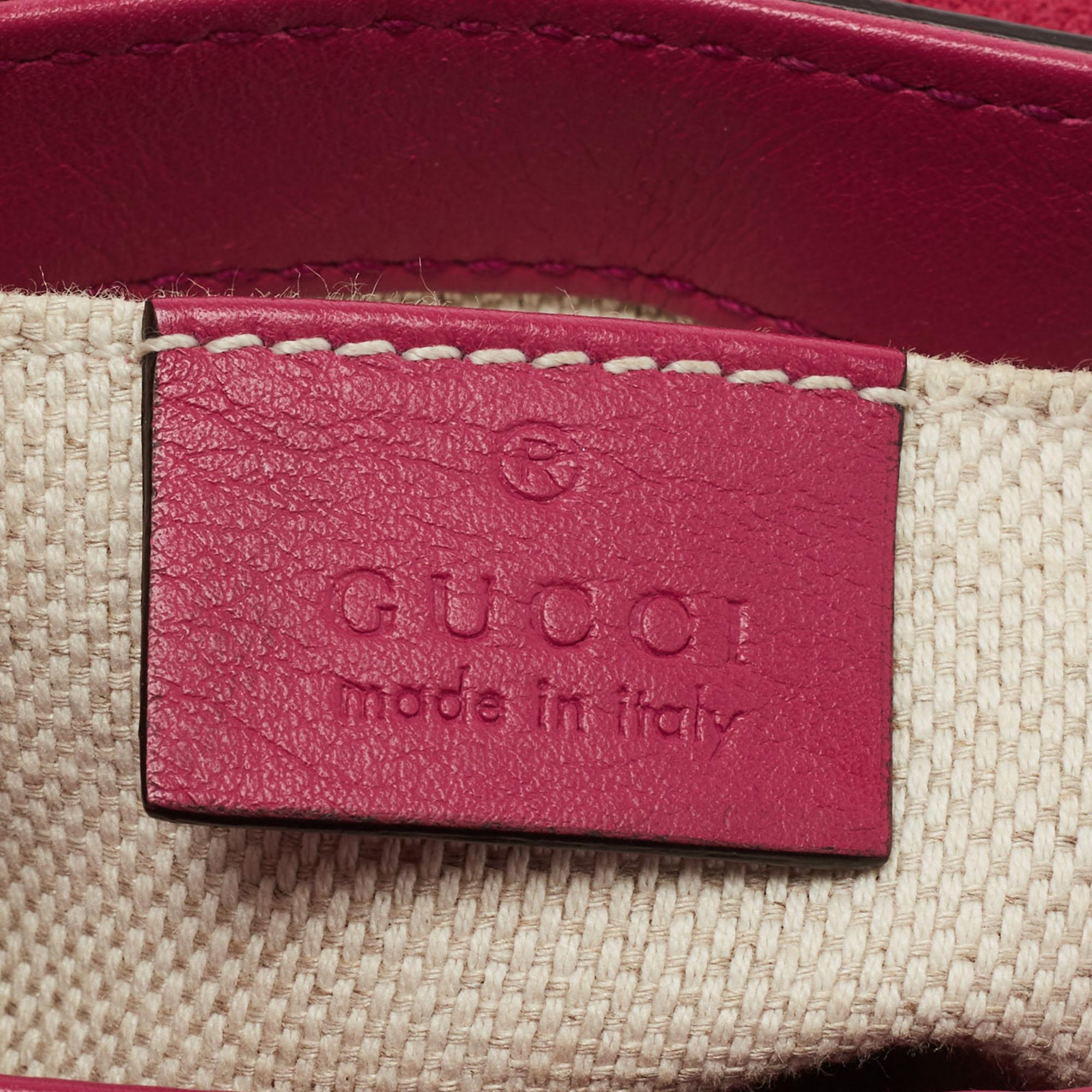 Women's Gucci Fuchsia Patent Leather Soho Flap Chain Crossbody Bag