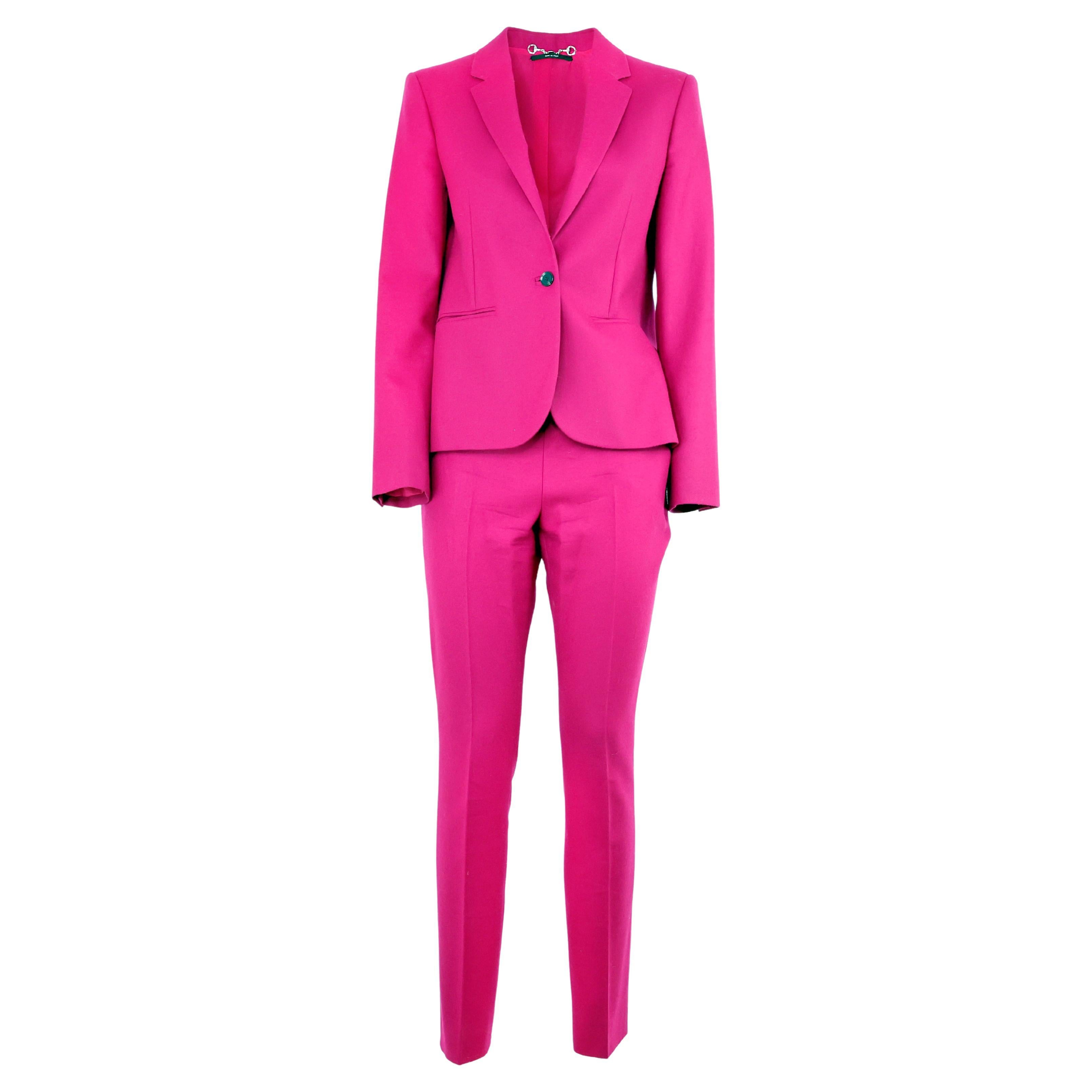 Gucci Fucsia Tailleur in Wool For Sale