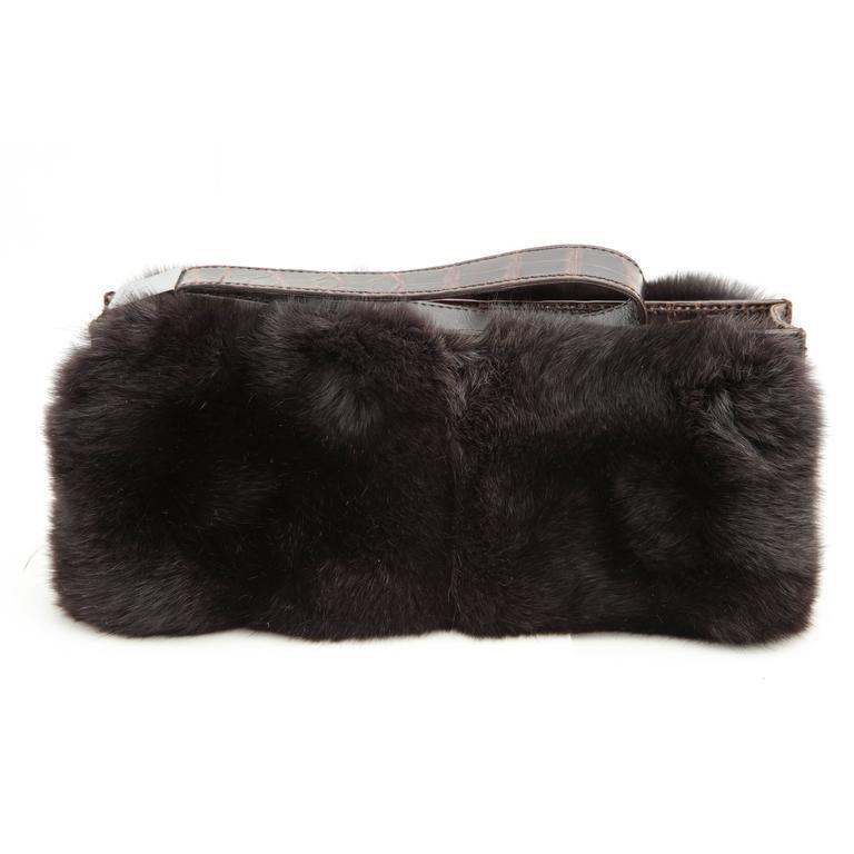Gucci Fur And Crocodile Clutch Bag In Excellent Condition For Sale In Hoffman Estates, IL