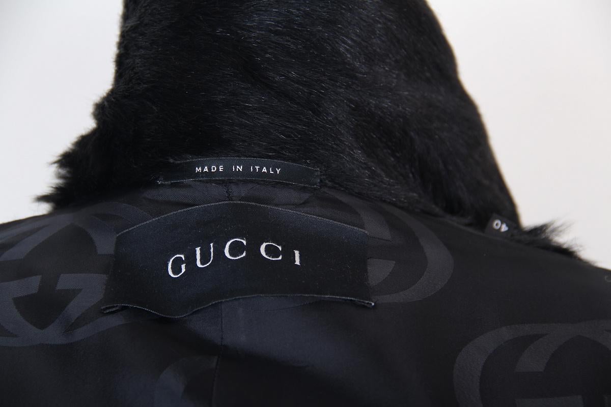 Black Gucci fur coat For Sale
