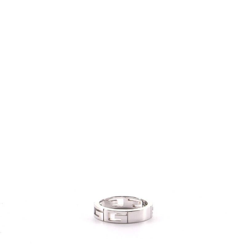 Gucci G Band 18 Karat White Gold Ring In Good Condition In New York, NY