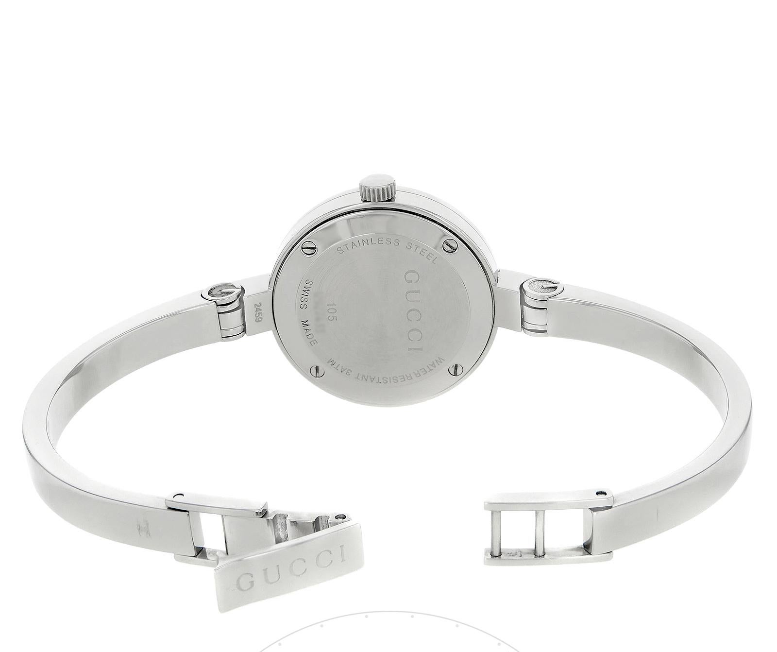 Gucci G-Circle Monogram Pattern White Dial Steel Quartz Ladies Watch YA105528 In Excellent Condition In New York, NY