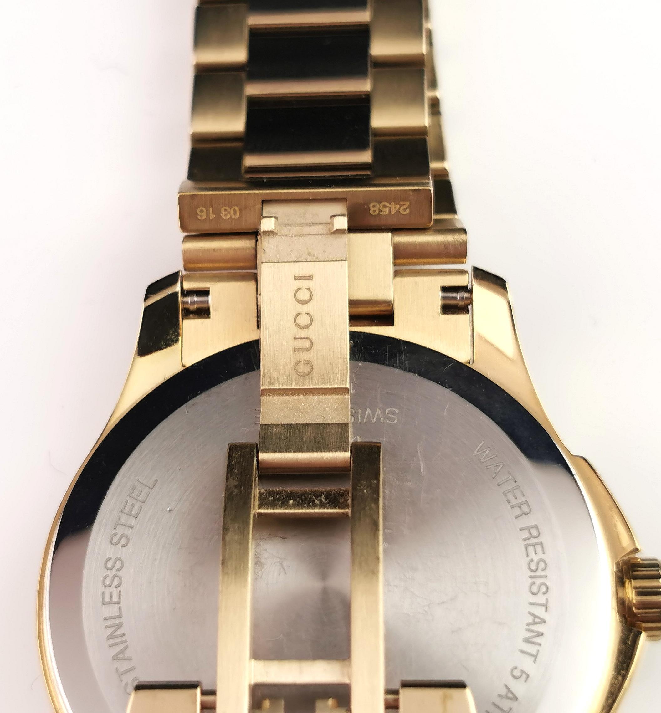 Gucci G Timeless mens gold tone wristwatch, 126.4, Boxed  5