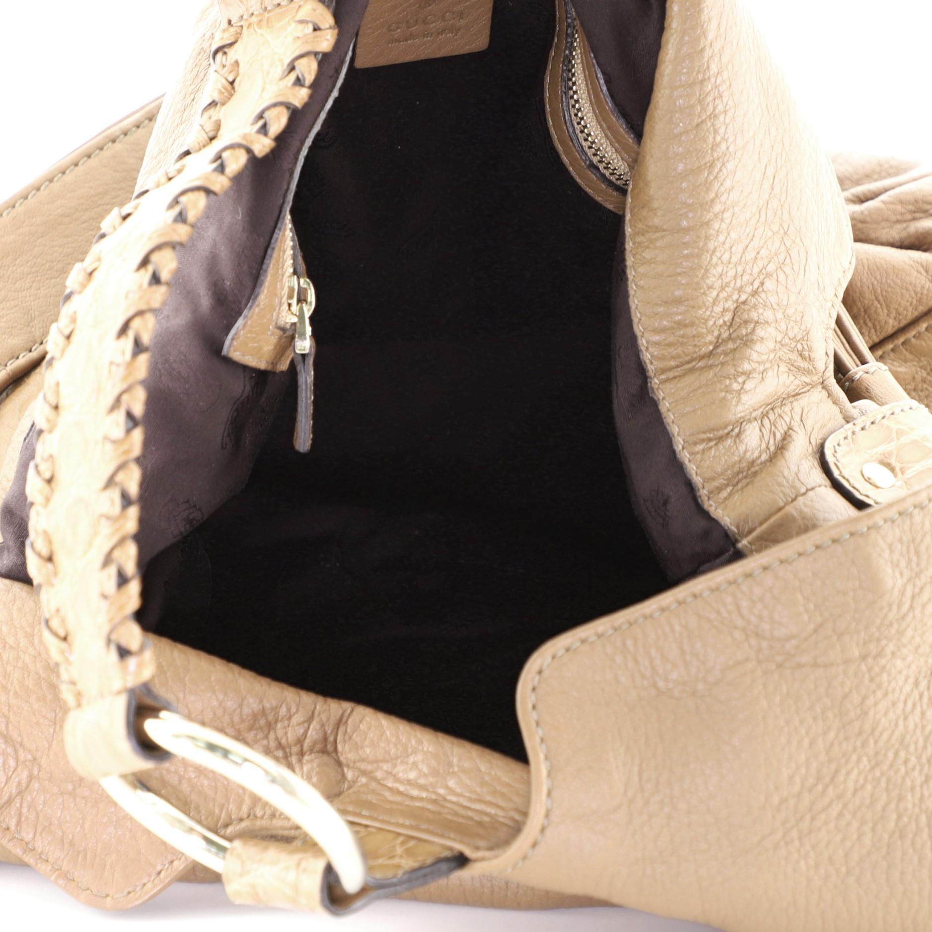 Gucci G Wave Hobo Leather Medium 1