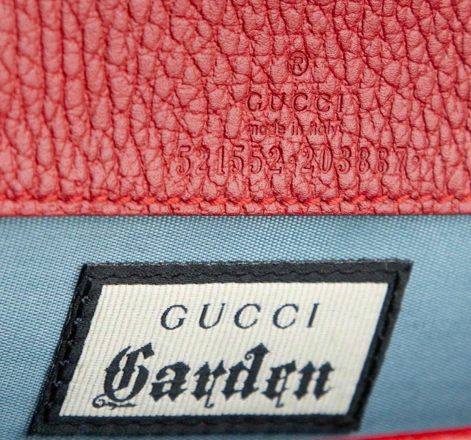 Gucci  Garden Cat Chain Pouch in Red Leather For Sale 2
