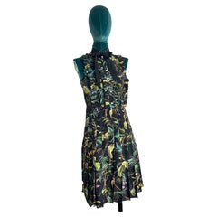 Gucci garden silk pleats dress with pearl button and truffle detail 