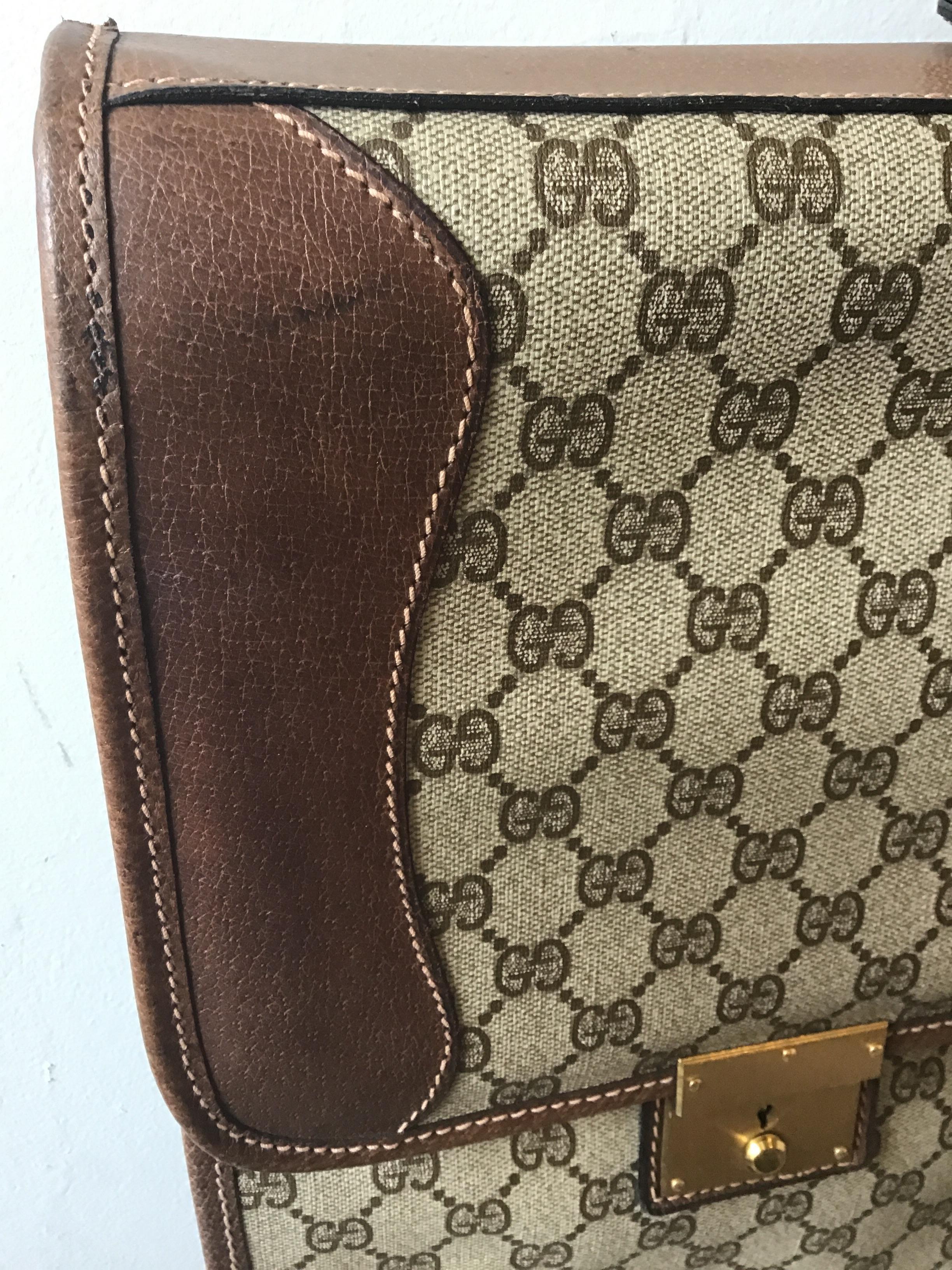 garment bag gucci
